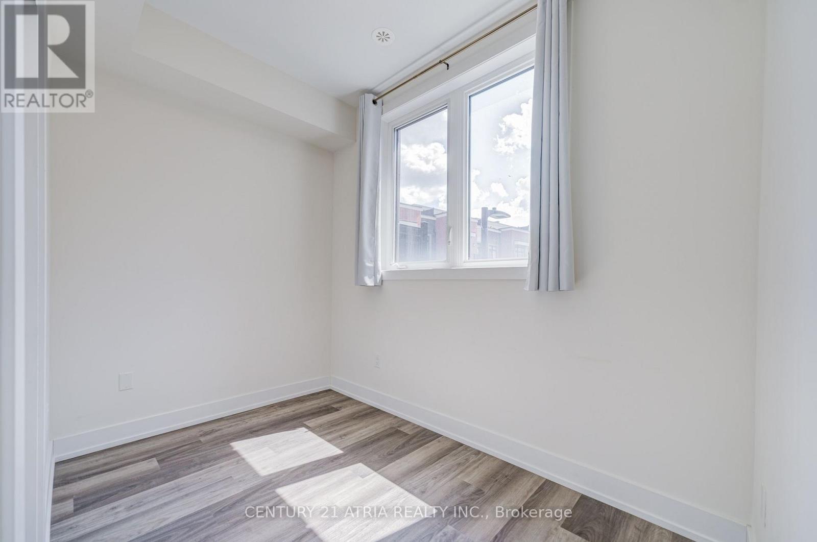 1 - 1 Bond Crescent, Richmond Hill, Ontario  L4E 1J4 - Photo 18 - N13675852