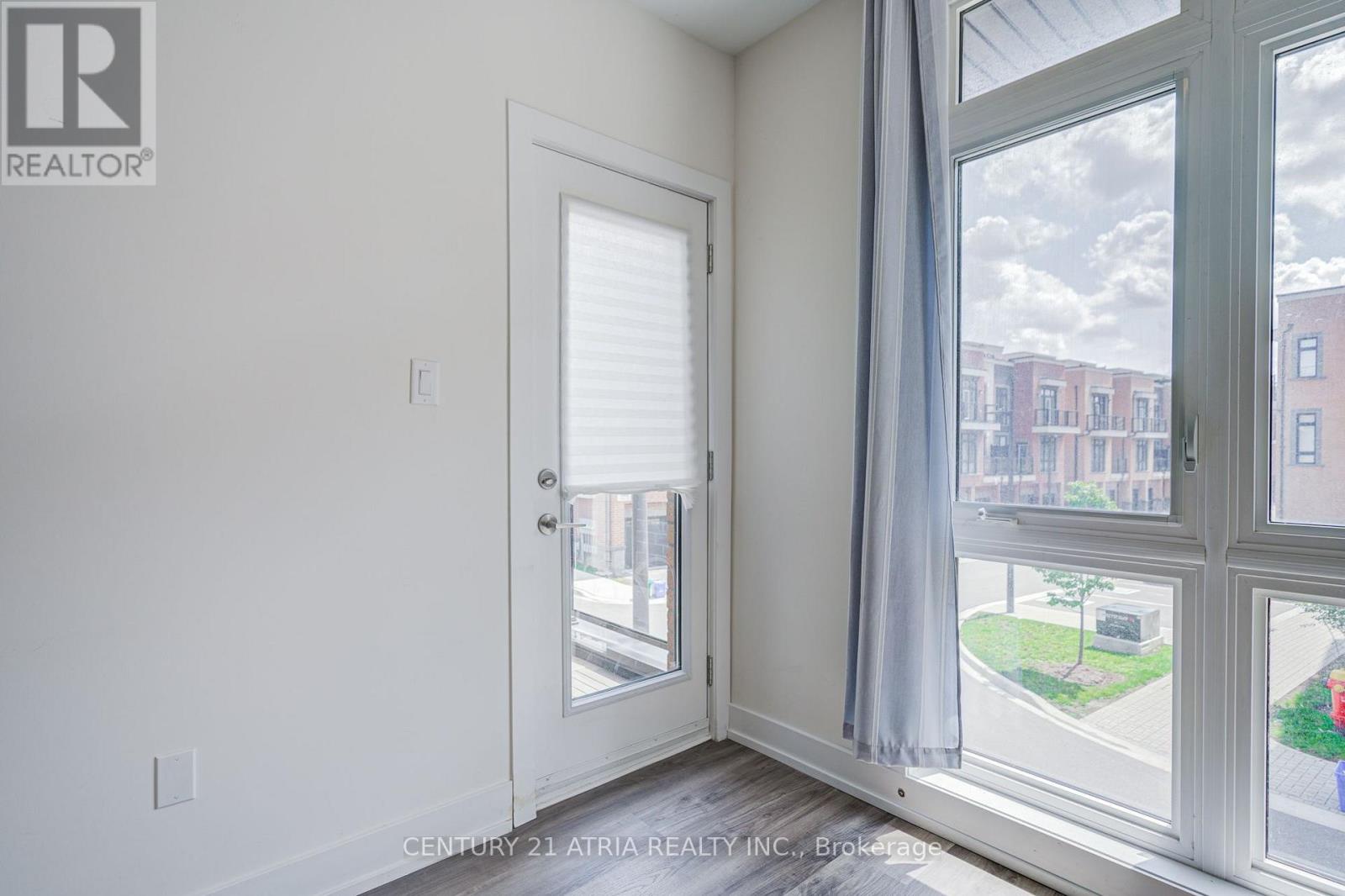 1 - 1 Bond Crescent, Richmond Hill, Ontario  L4E 1J4 - Photo 21 - N13675852