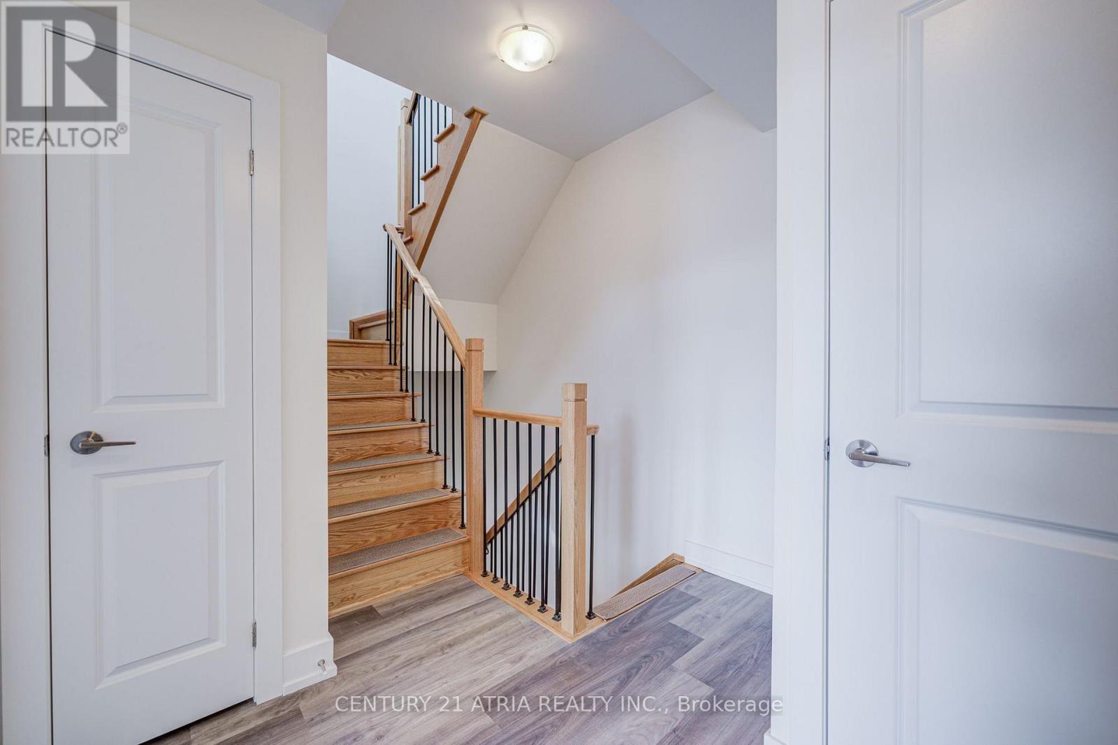 1 - 1 Bond Crescent, Richmond Hill, Ontario  L4E 1J4 - Photo 26 - N13675852