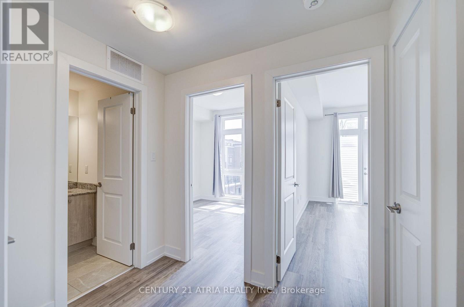 1 - 1 Bond Crescent, Richmond Hill, Ontario  L4E 1J4 - Photo 27 - N13675852