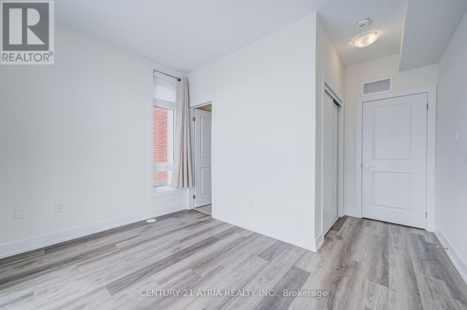 1 - 1 Bond Crescent, Richmond Hill, Ontario  L4E 1J4 - Photo 36 - N13675852