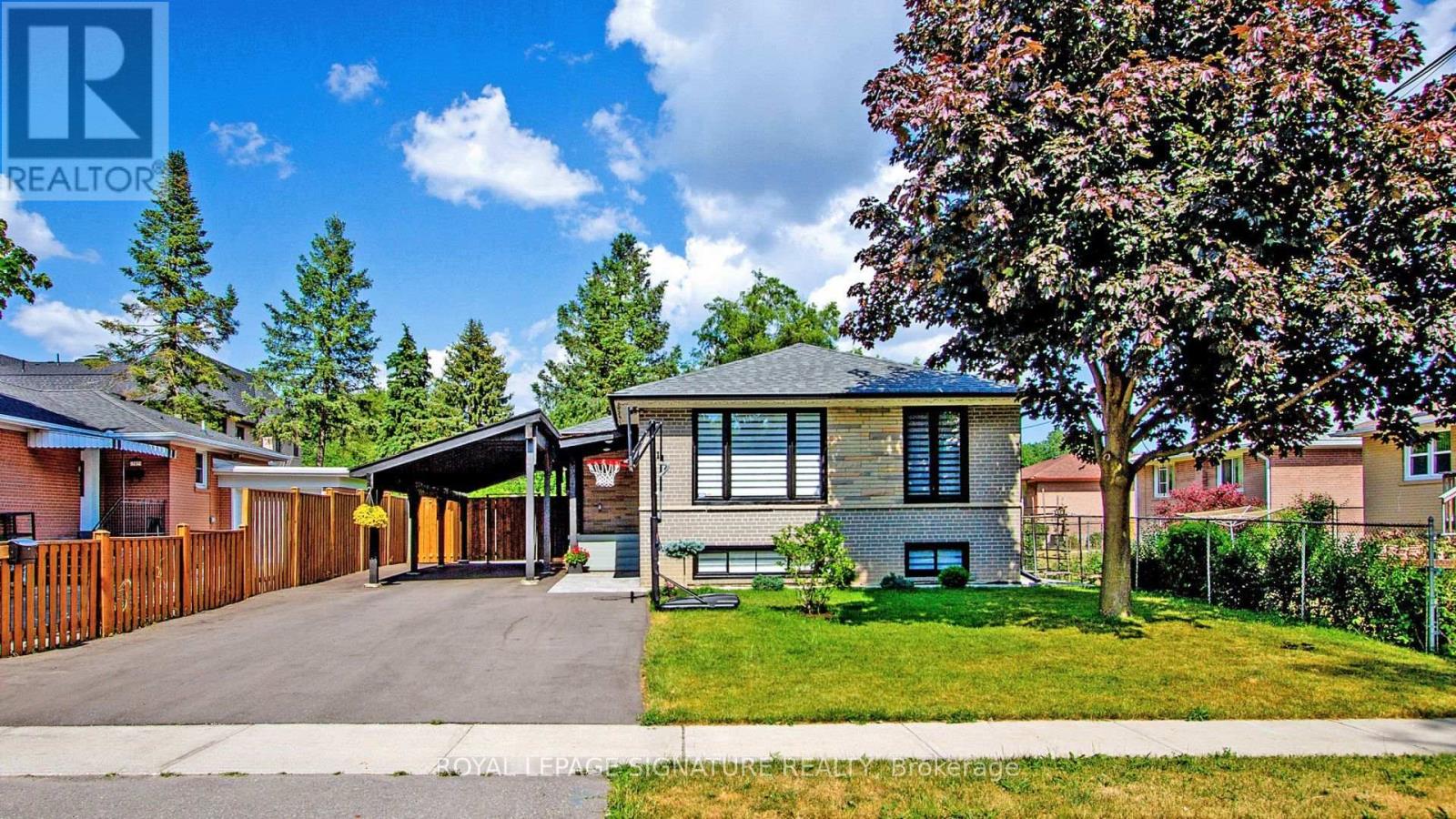 211 MAPLE AVENUE