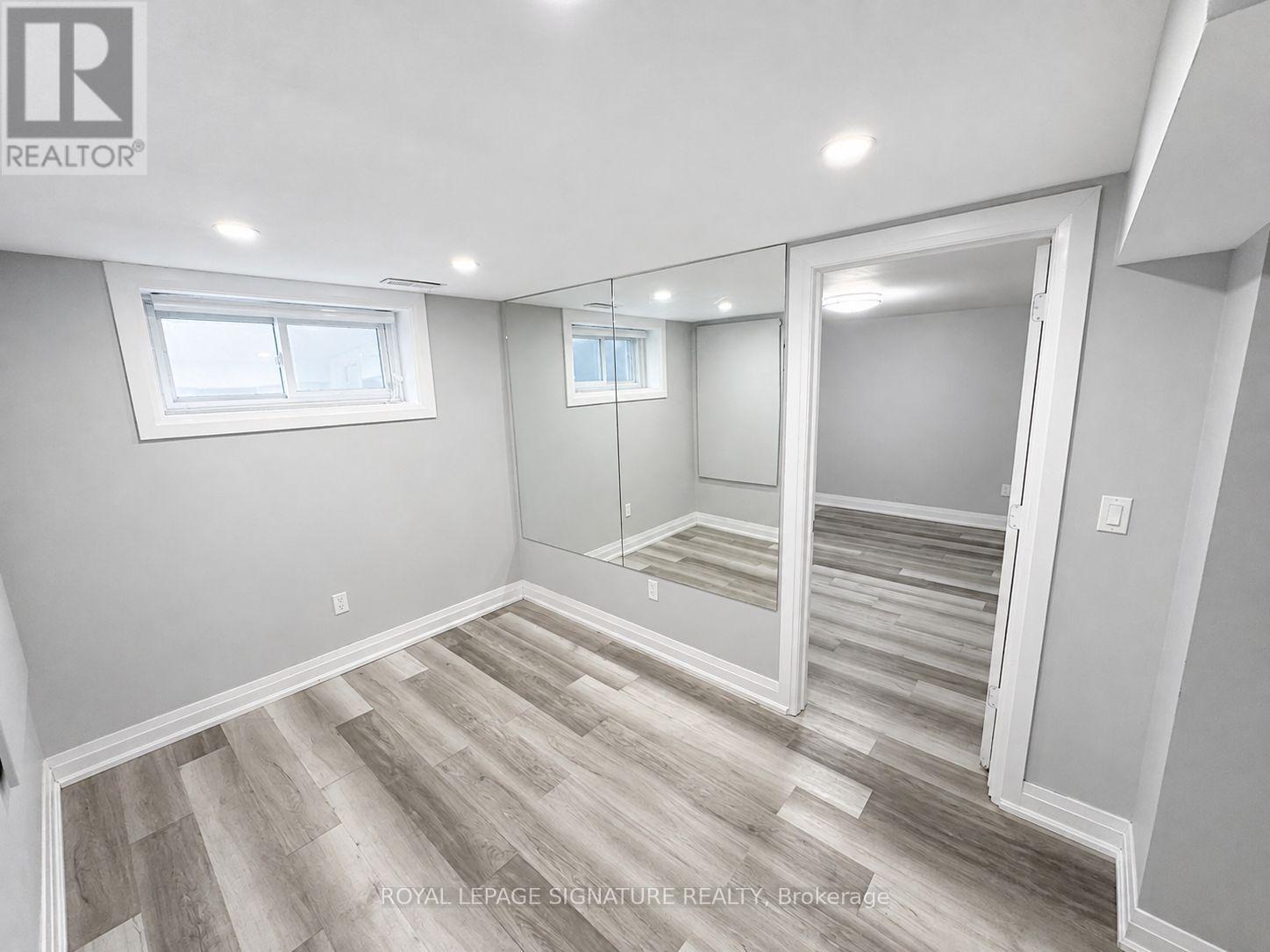 211 Maple Avenue, Richmond Hill, Ontario  L4C 2J4 - Photo 16 - N13675898