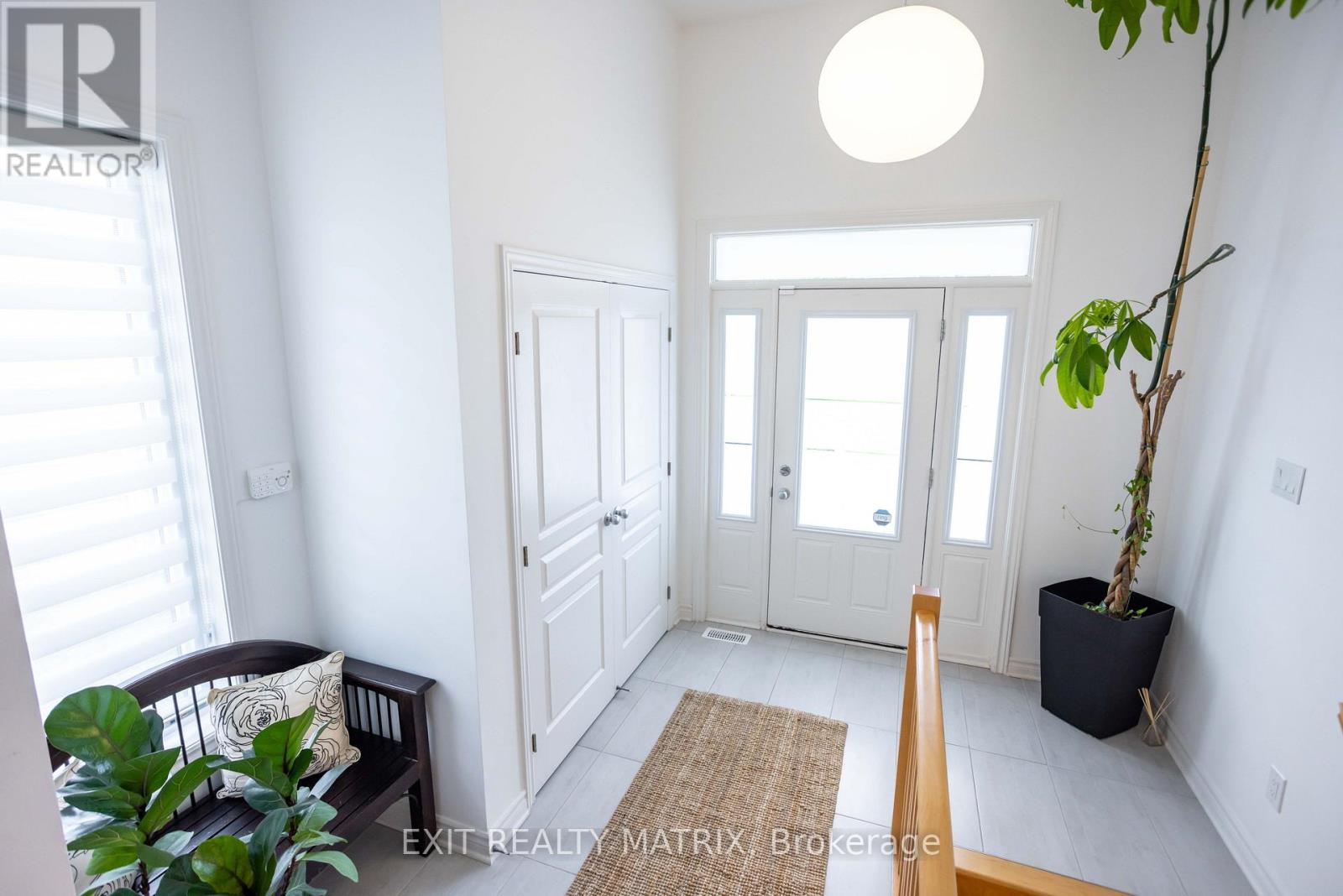 865 Cologne Street, Russell, Ontario  K0A 1W0 - Photo 3 - X13675850