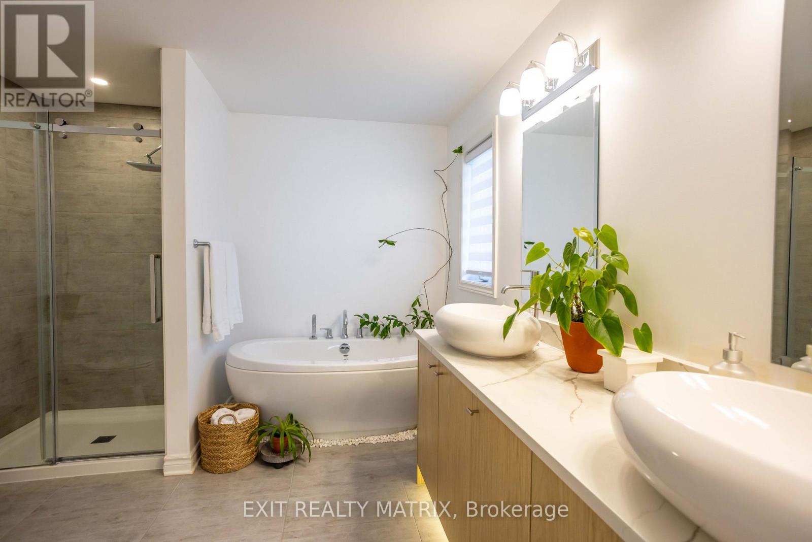 865 Cologne Street, Russell, Ontario  K0A 1W0 - Photo 34 - X13675850
