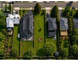 19 BROADVIEW AVENUE, Mississauga, Ontario