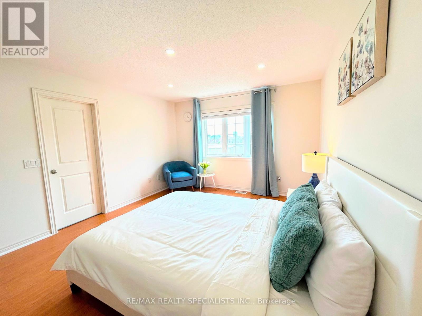 55 Dufay Road, Brampton, Ontario  L7A 4A2 - Photo 14 - W13675912