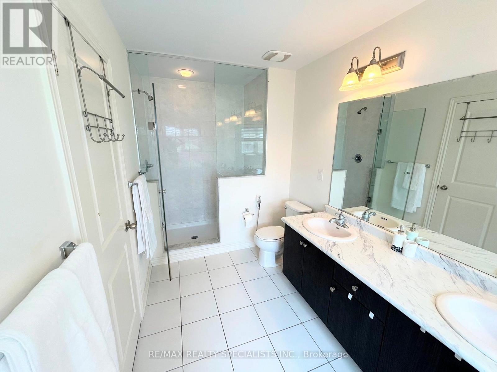 55 Dufay Road, Brampton, Ontario  L7A 4A2 - Photo 17 - W13675912