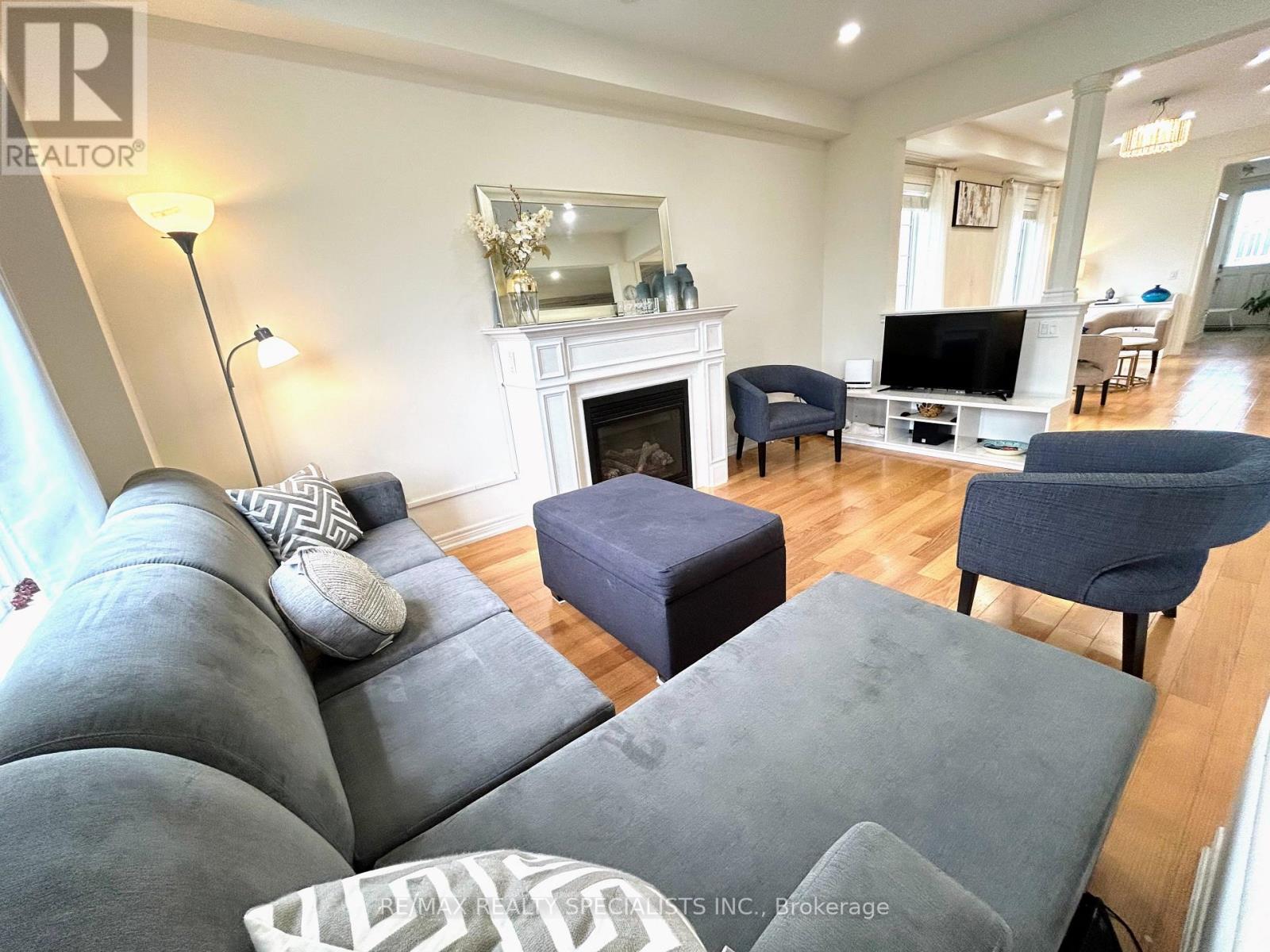 55 DUFAY ROAD