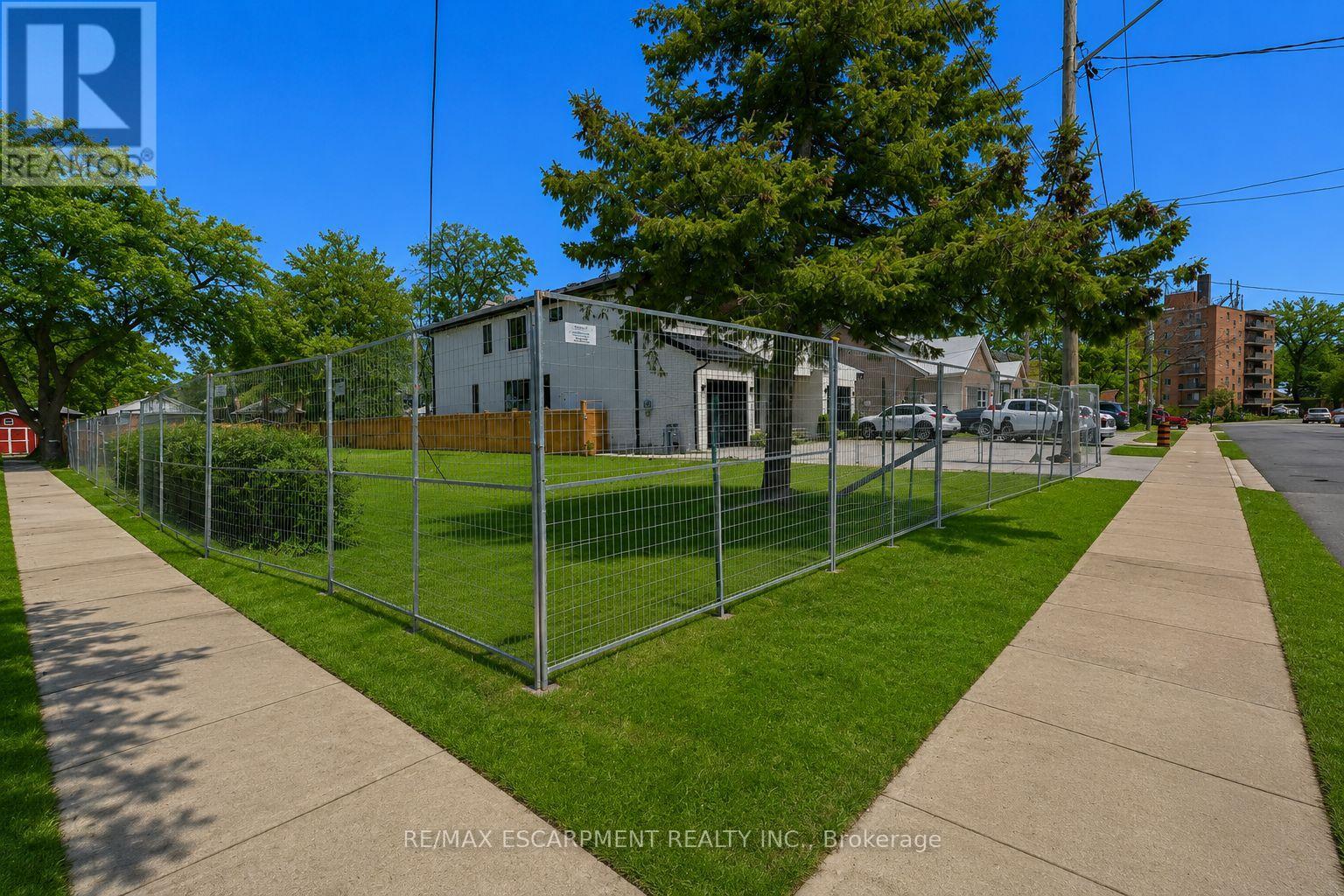 Unknown Address, ,    - Photo 7 - W13675916