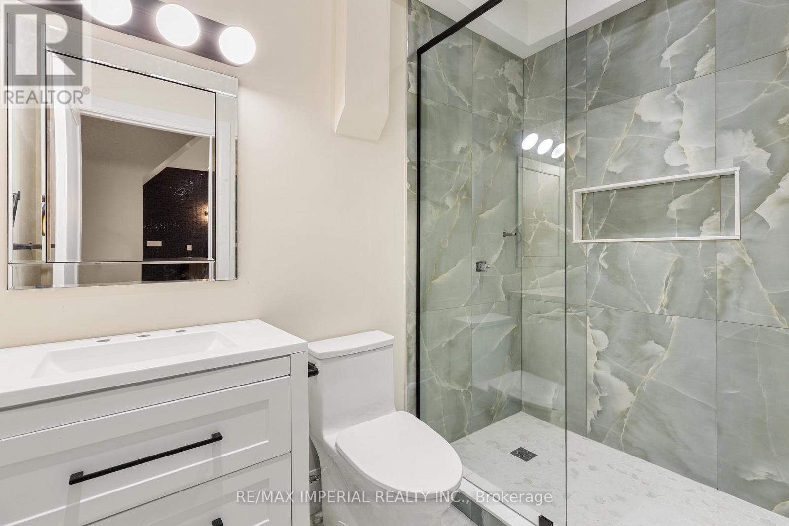 311 Youngstown Avenue, Mississauga, Ontario  L4Z 2T6 - Photo 46 - W13675946