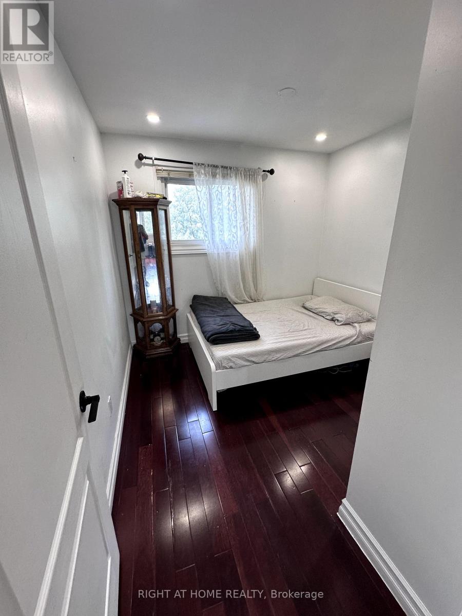 4 Sunshade Place, Brampton, Ontario  L6Z 2B8 - Photo 16 - W13675952