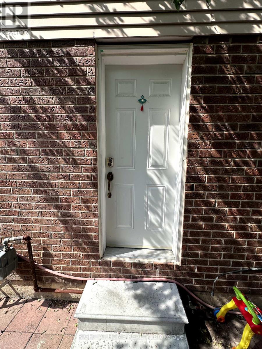 4 Sunshade Place, Brampton, Ontario  L6Z 2B8 - Photo 22 - W13675952