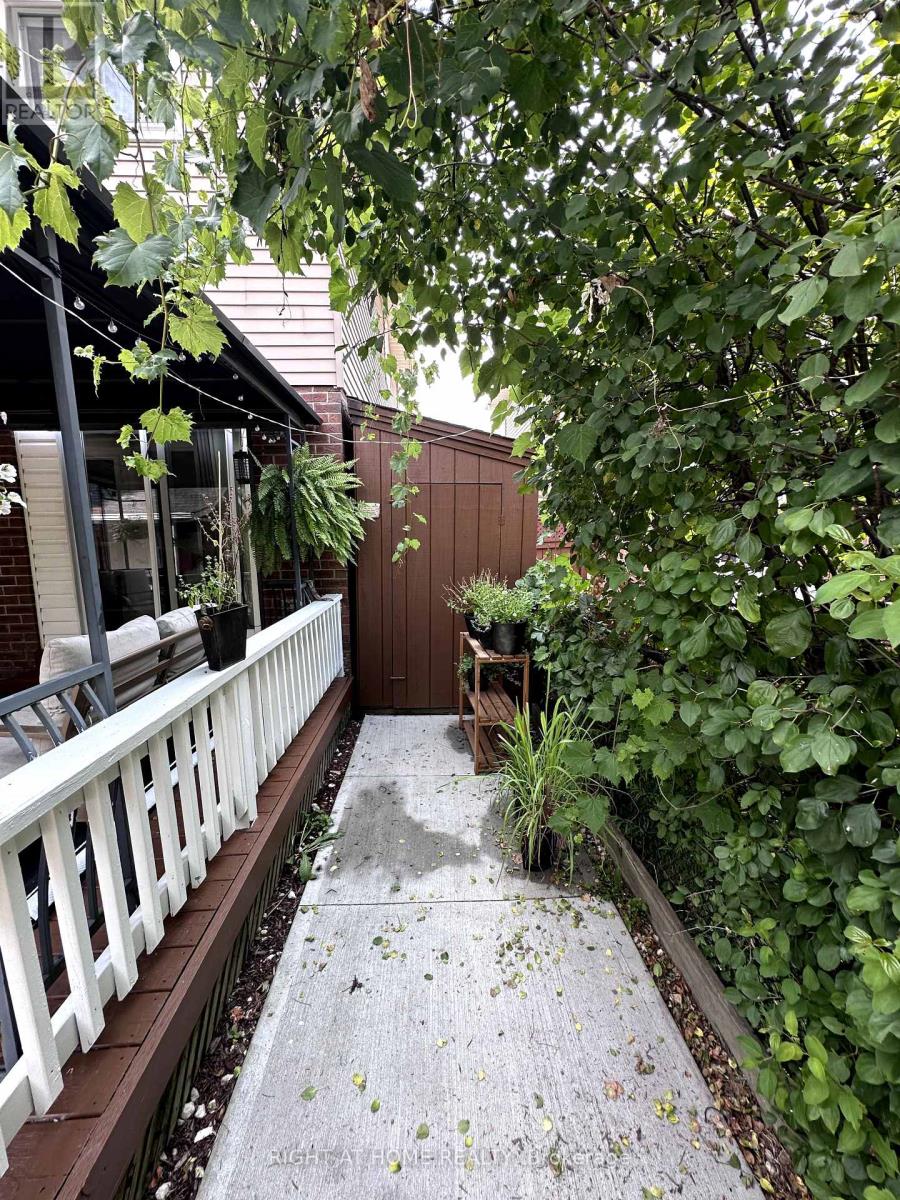 4 Sunshade Place, Brampton, Ontario  L6Z 2B8 - Photo 27 - W13675952