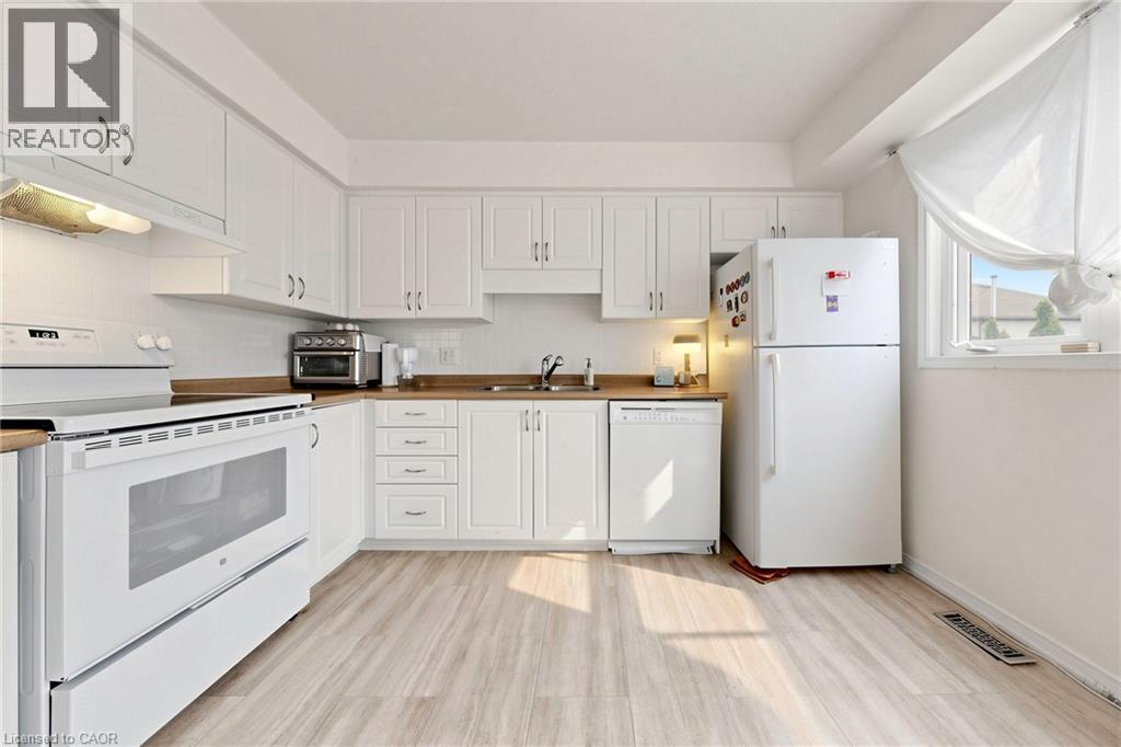 110 Activa Avenue Unit# A5, Kitchener, Ontario  N2E 4K4 - Photo 10 - 40855894
