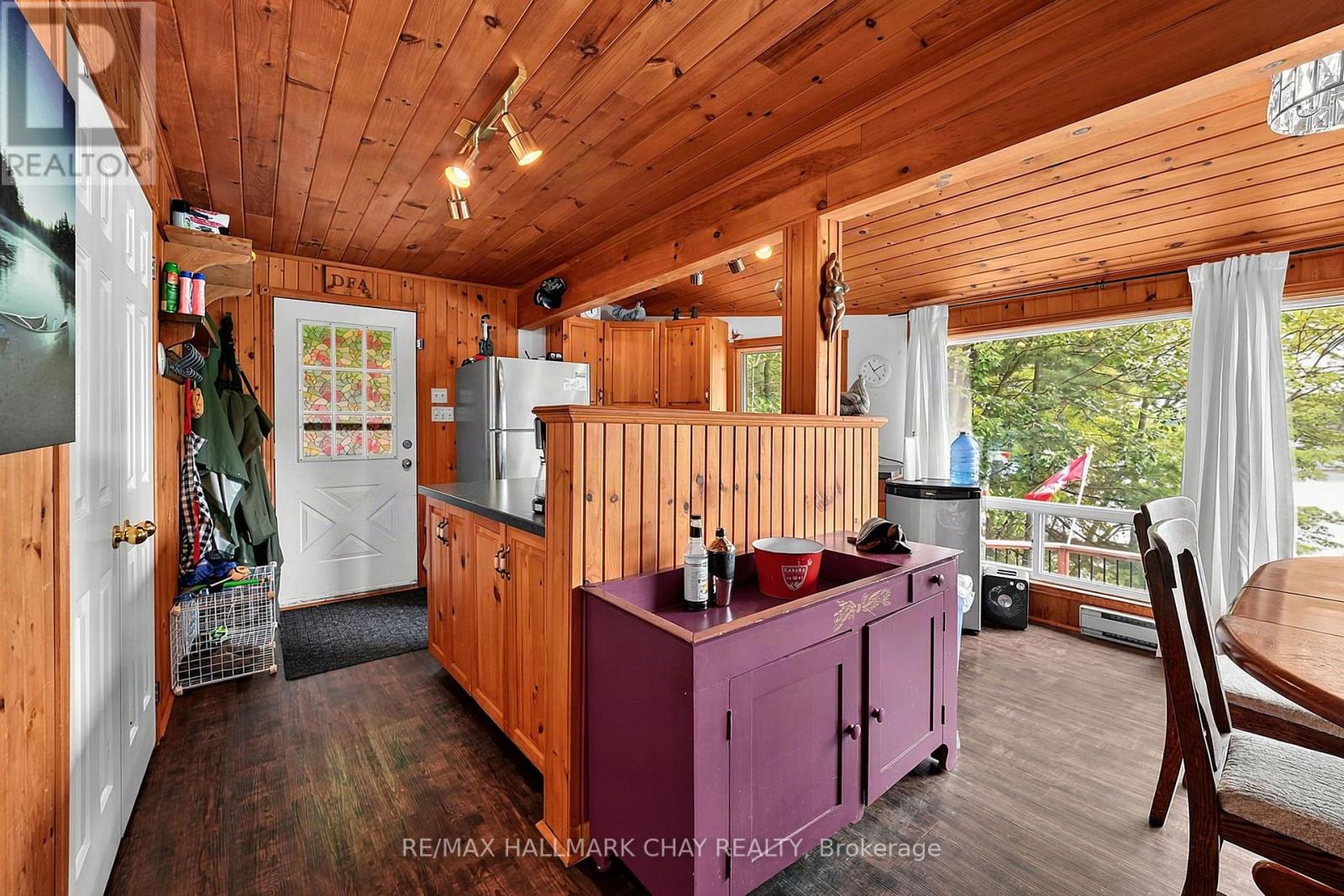 1283 Lions Head Road, Gravenhurst, Ontario  P0E 1G0 - Photo 19 - X13675936