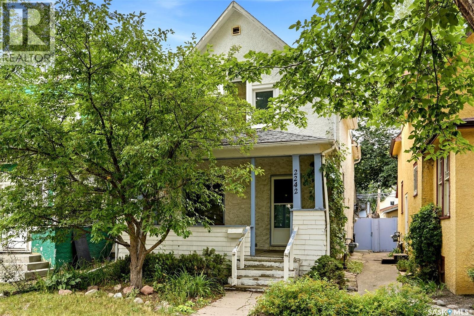 2242 Angus Street, Regina, Saskatchewan  S4T 2A2 - Photo 1 - SK045555