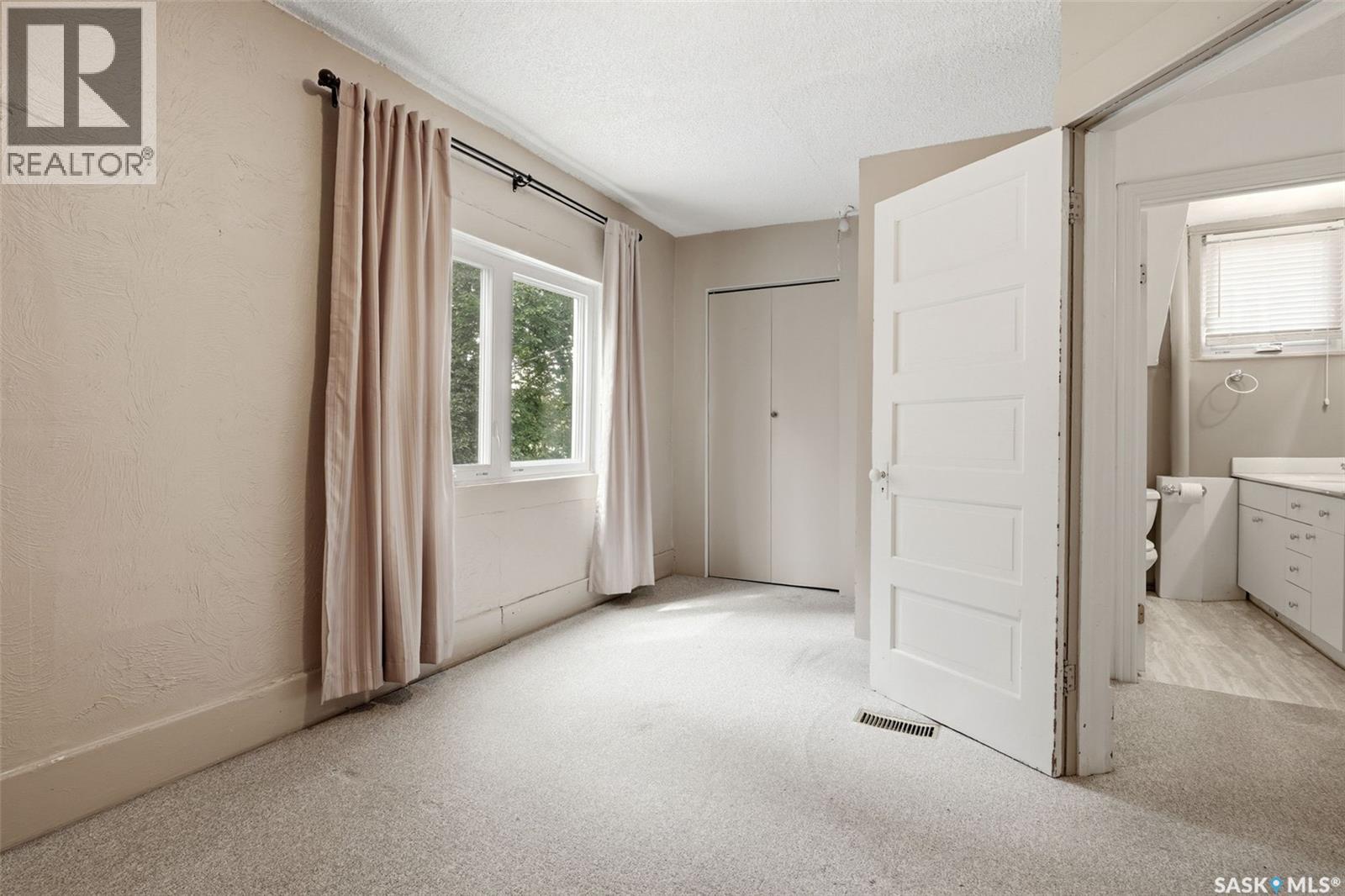 2242 Angus Street, Regina, Saskatchewan  S4T 2A2 - Photo 24 - SK045555