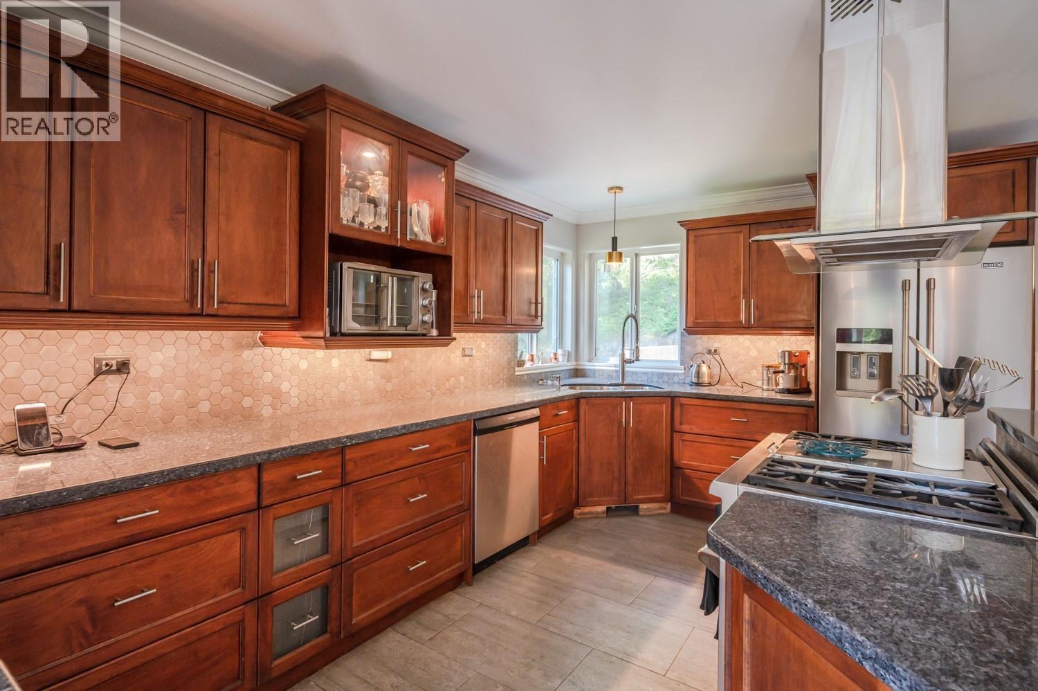 842 Grand Oro Road, Kaleden, British Columbia  V0H 1K0 - Photo 3 - 10394550