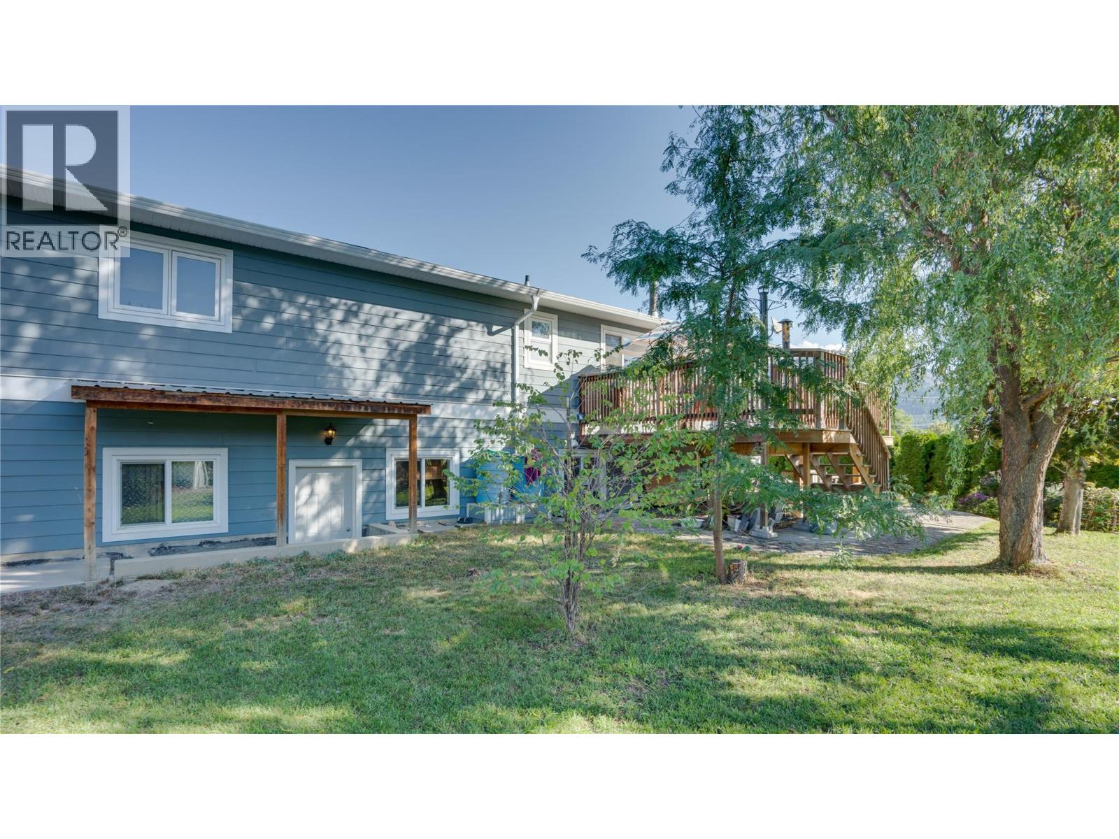 700 Bass Avenue, Enderby, British Columbia  V4Y 4B4 - Photo 4 - 10394922