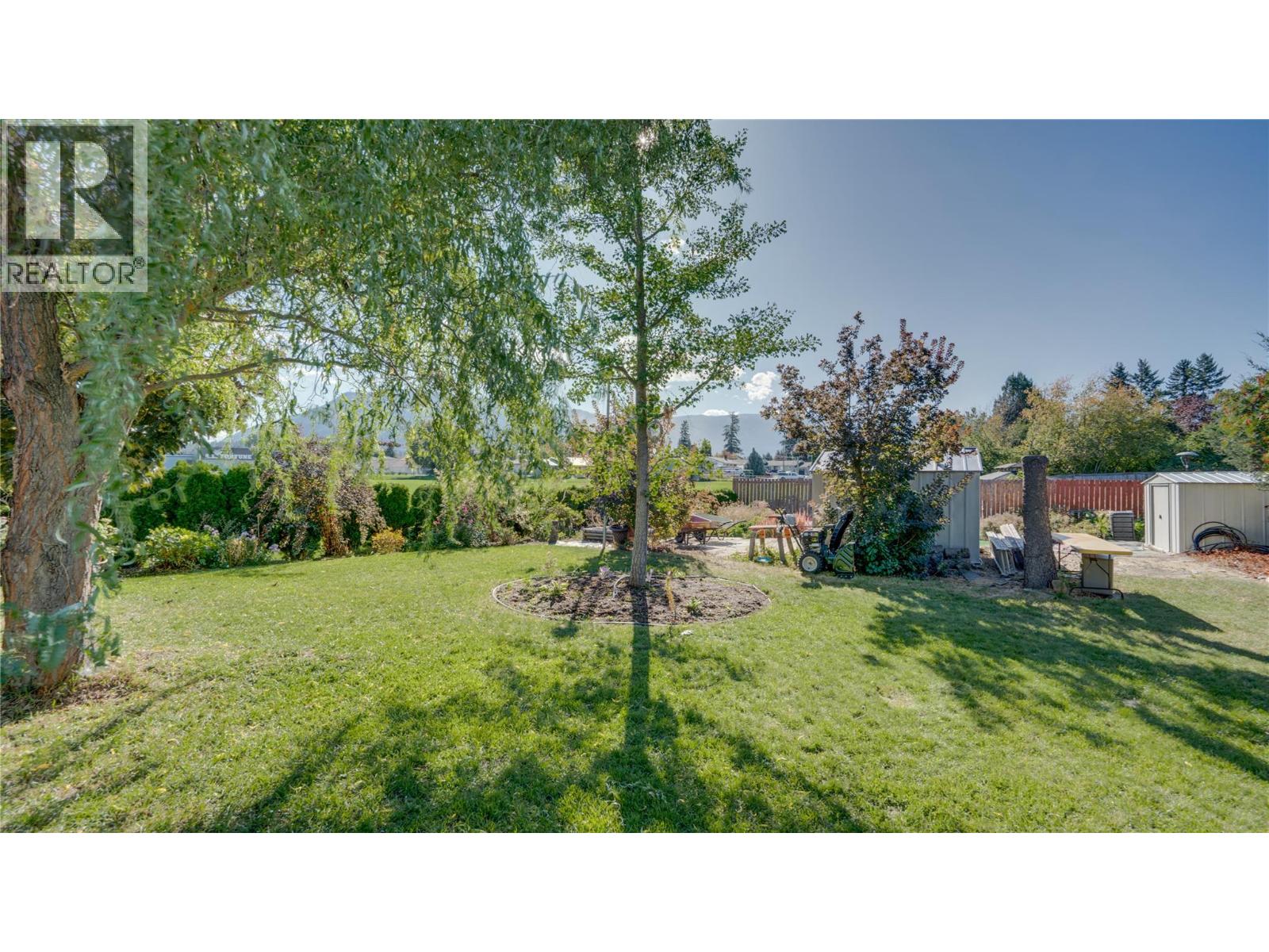 700 Bass Avenue, Enderby, British Columbia  V4Y 4B4 - Photo 47 - 10394922