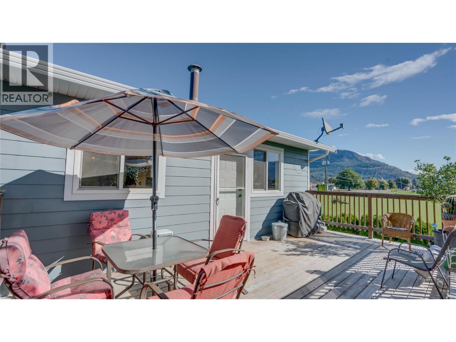 700 Bass Avenue, Enderby, British Columbia  V4Y 4B4 - Photo 6 - 10394922