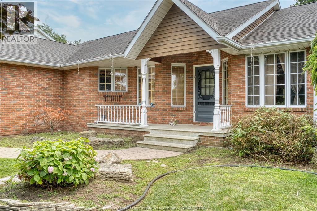 54 Shawnee Court, Leamington, Ontario  N8H 5A9 - Photo 4 - 26019852