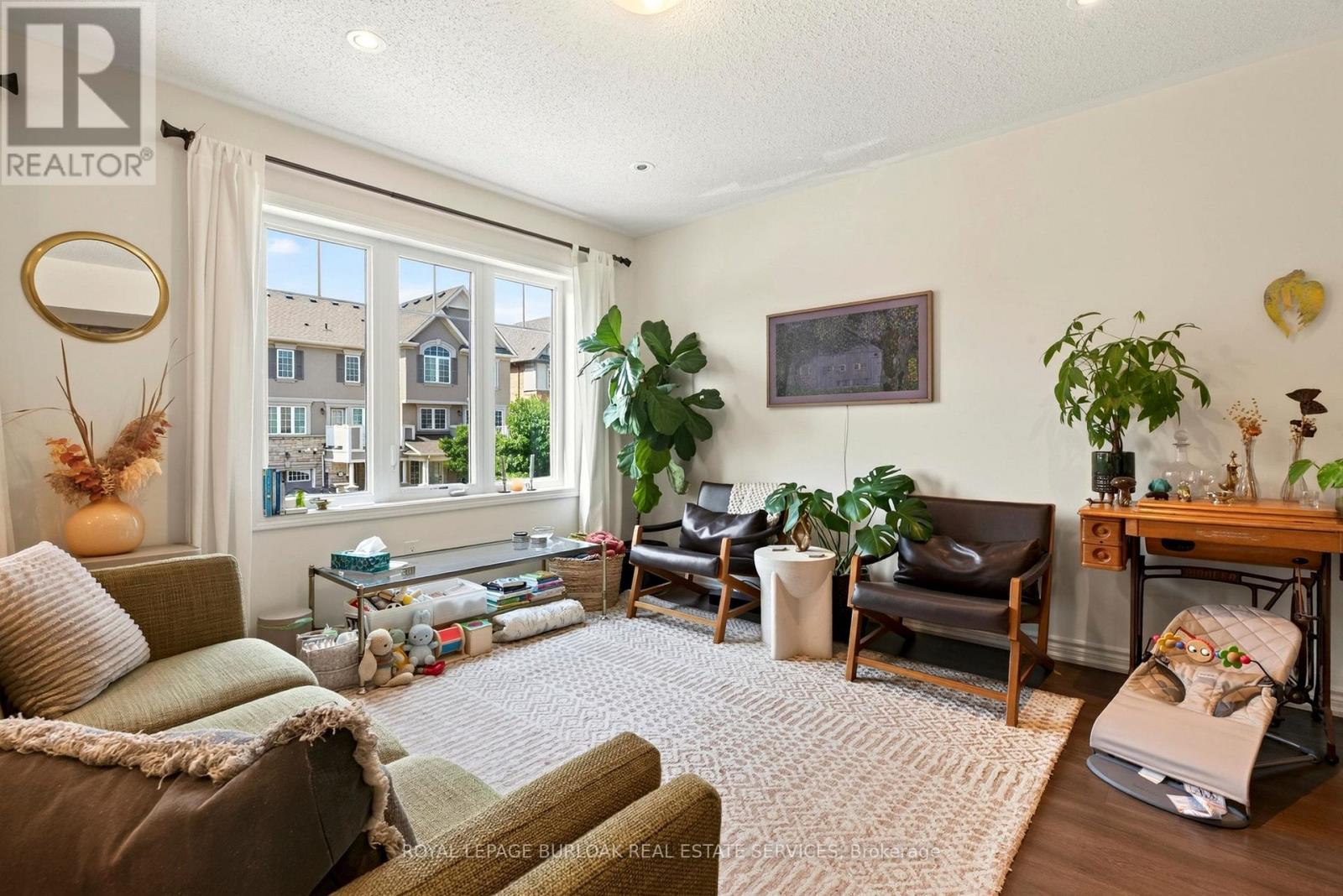 312 Jemima Drive, Oakville, Ontario  L6M 0V6 - Photo 11 - W13592560
