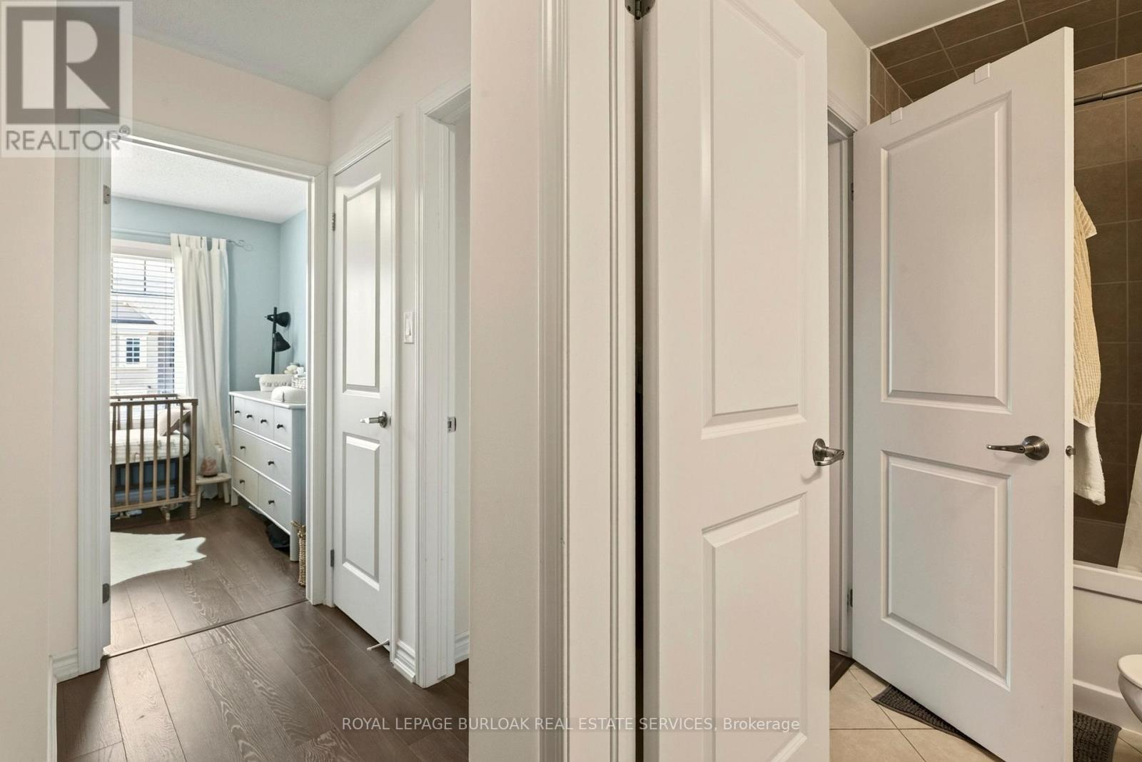 312 Jemima Drive, Oakville, Ontario  L6M 0V6 - Photo 17 - W13592560