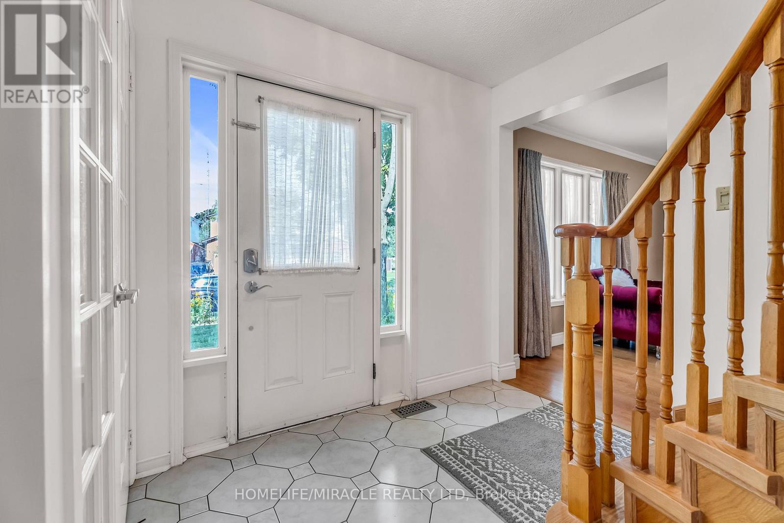 1 Beechnut Crescent, Clarington, Ontario  L1E 1Y5 - Photo 6 - E13644166
