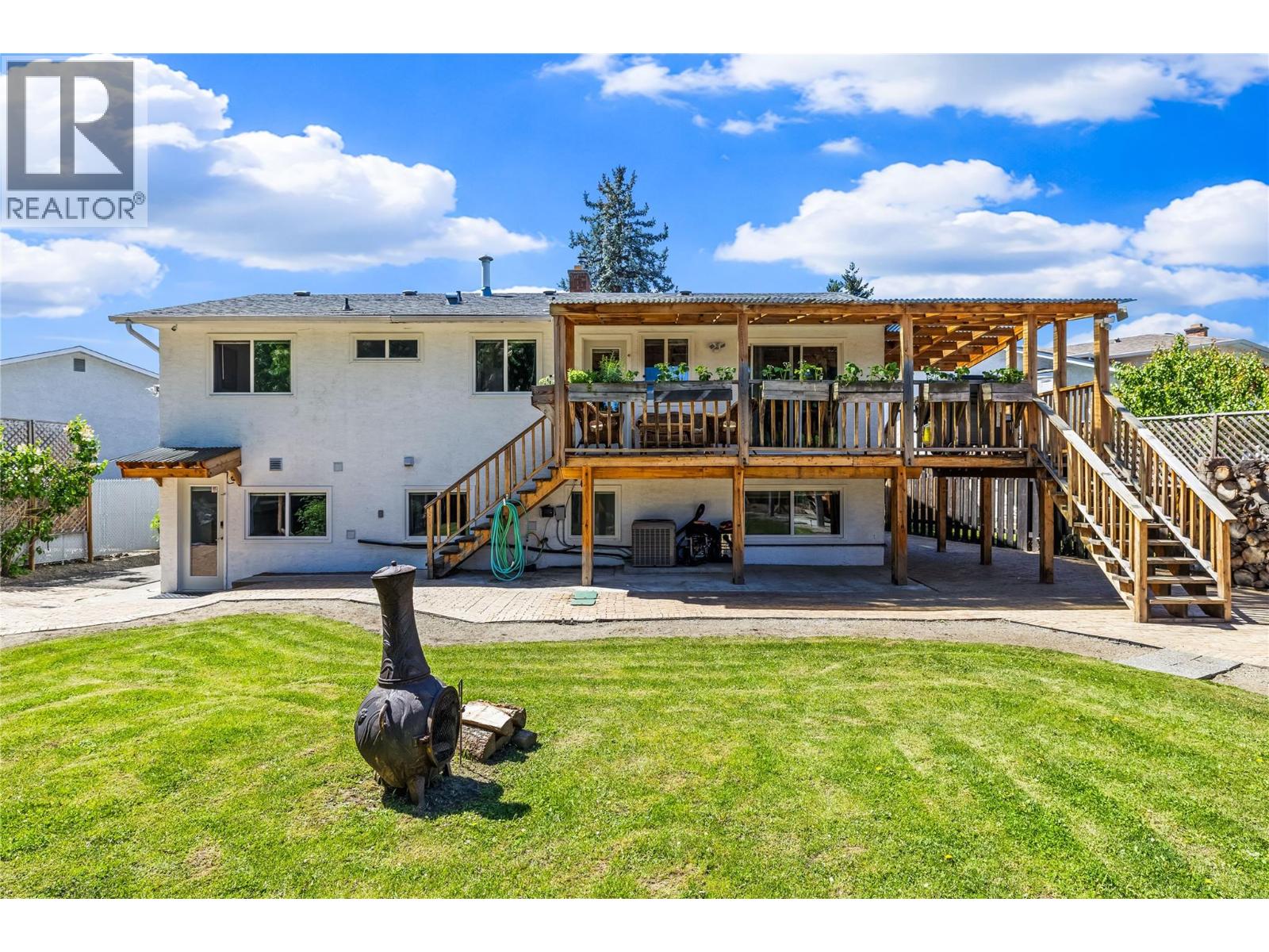 992 Grenfell Court, Kelowna, British Columbia  V1Y 8C5 - Photo 37 - 10386422