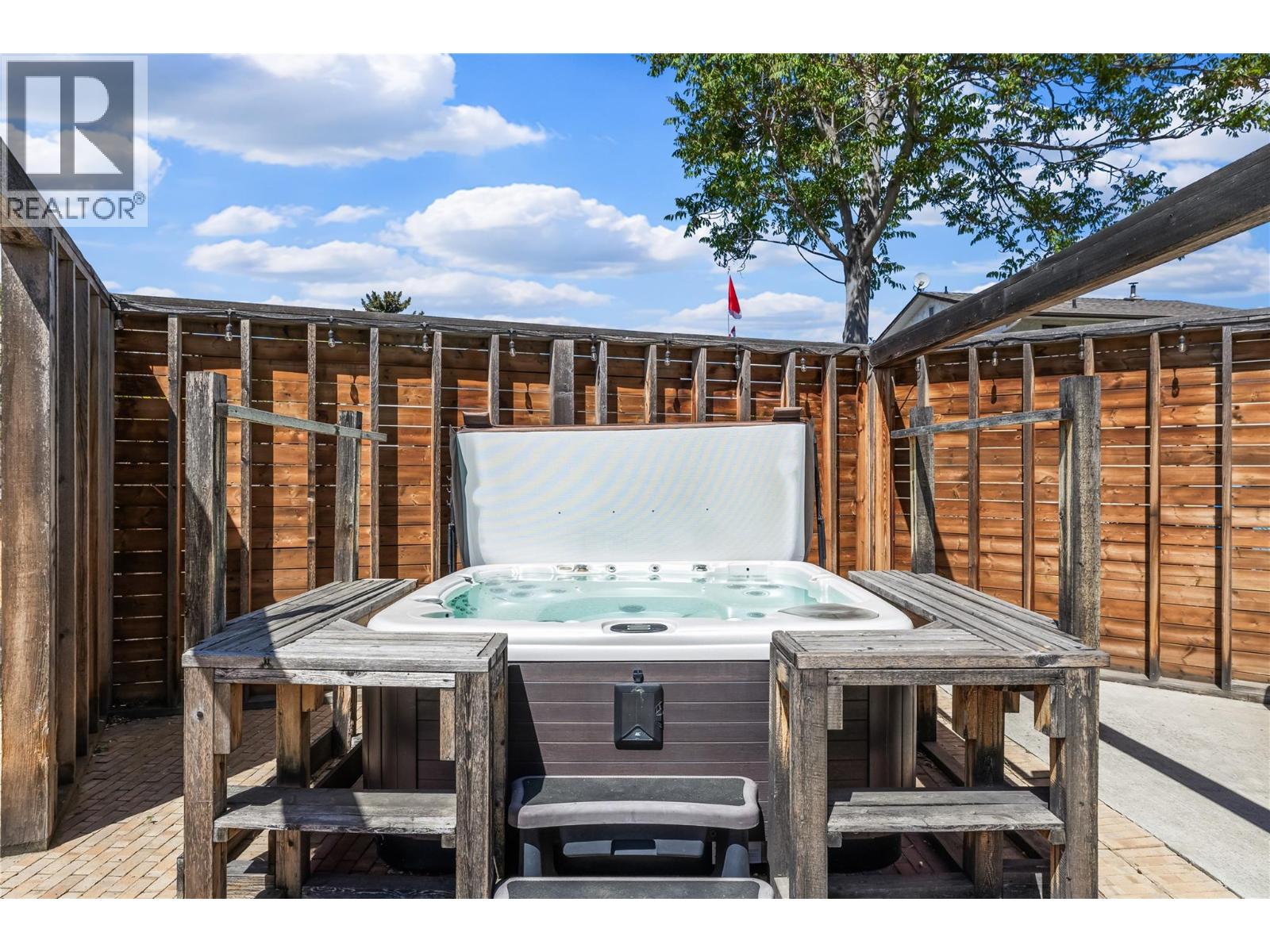992 Grenfell Court, Kelowna, British Columbia  V1Y 8C5 - Photo 33 - 10386422