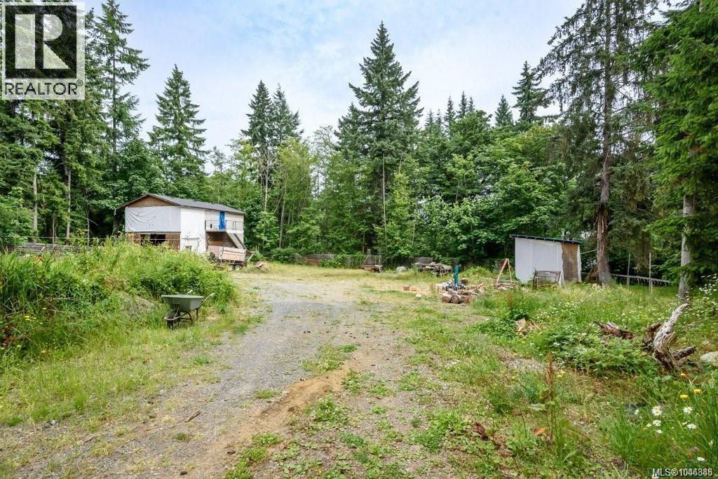 2524 Macaulay Rd, Black Creek, British Columbia  V9J 1B5 - Photo 3 - 1046388