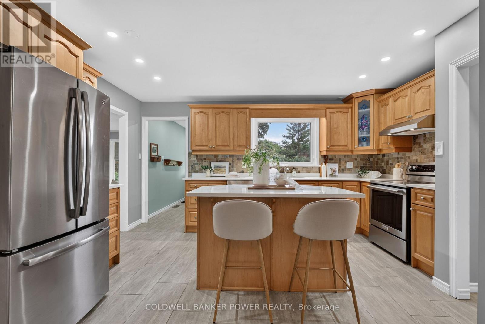 76 Spencer Crescent, London North, Ontario  N5X 2K6 - Photo 7 - X13676062