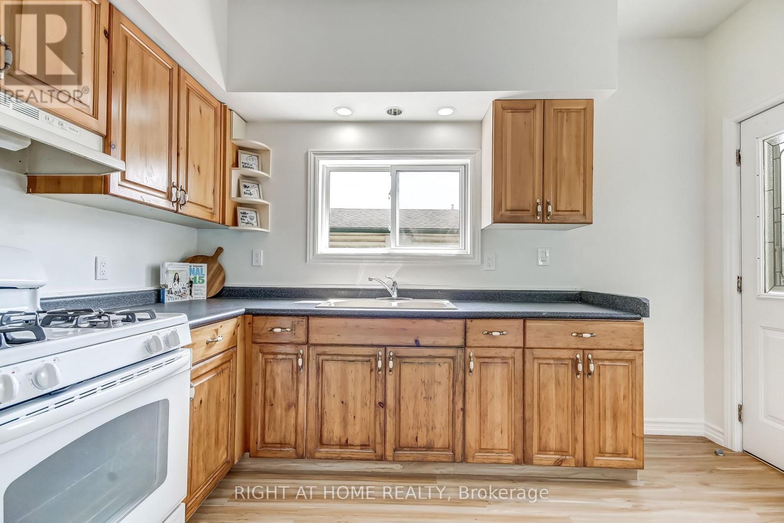 515 Third Street, London East, Ontario  N5V 2C1 - Photo 12 - X13676174
