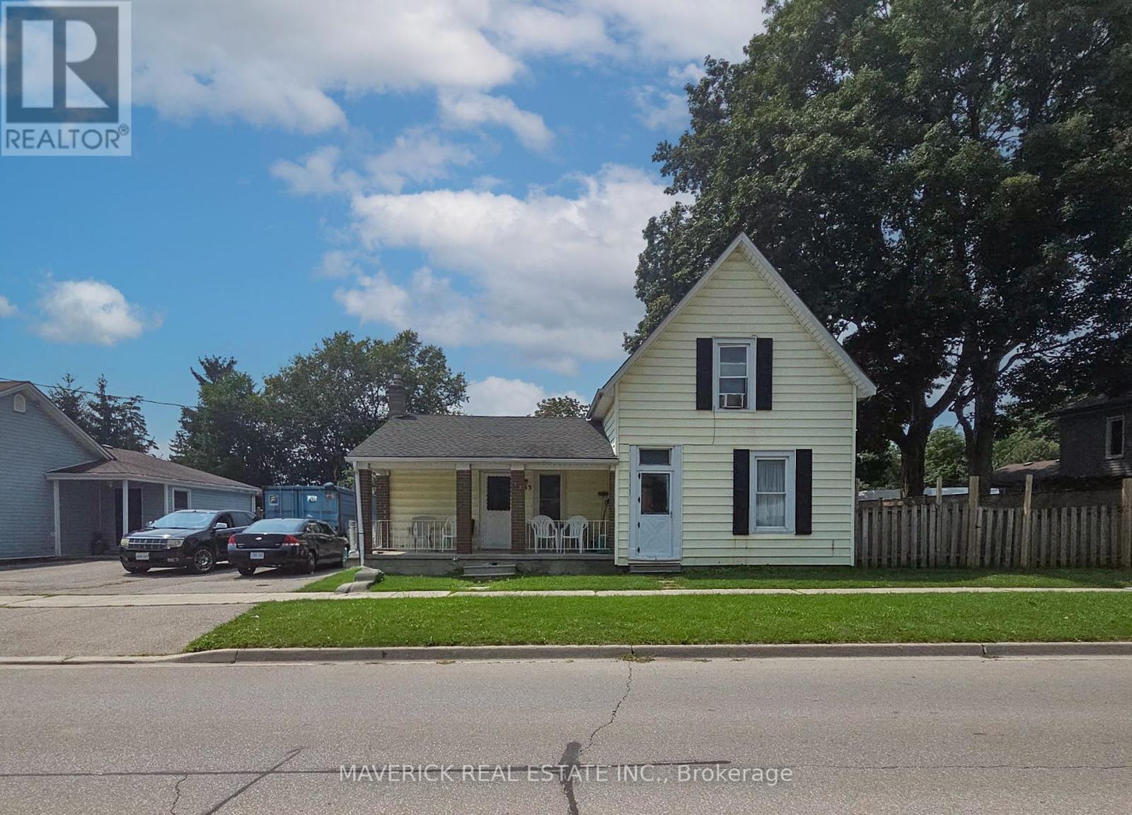 133 Mutual Street N, Ingersoll, Ontario N5C 2A1 - Photo 1 - X13676210