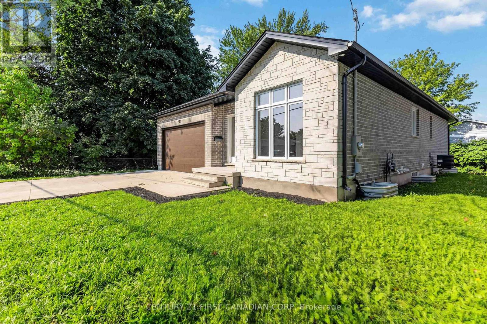 775 Verulam Street, London South, Ontario  N6C 3A7 - Photo 2 - X13676282
