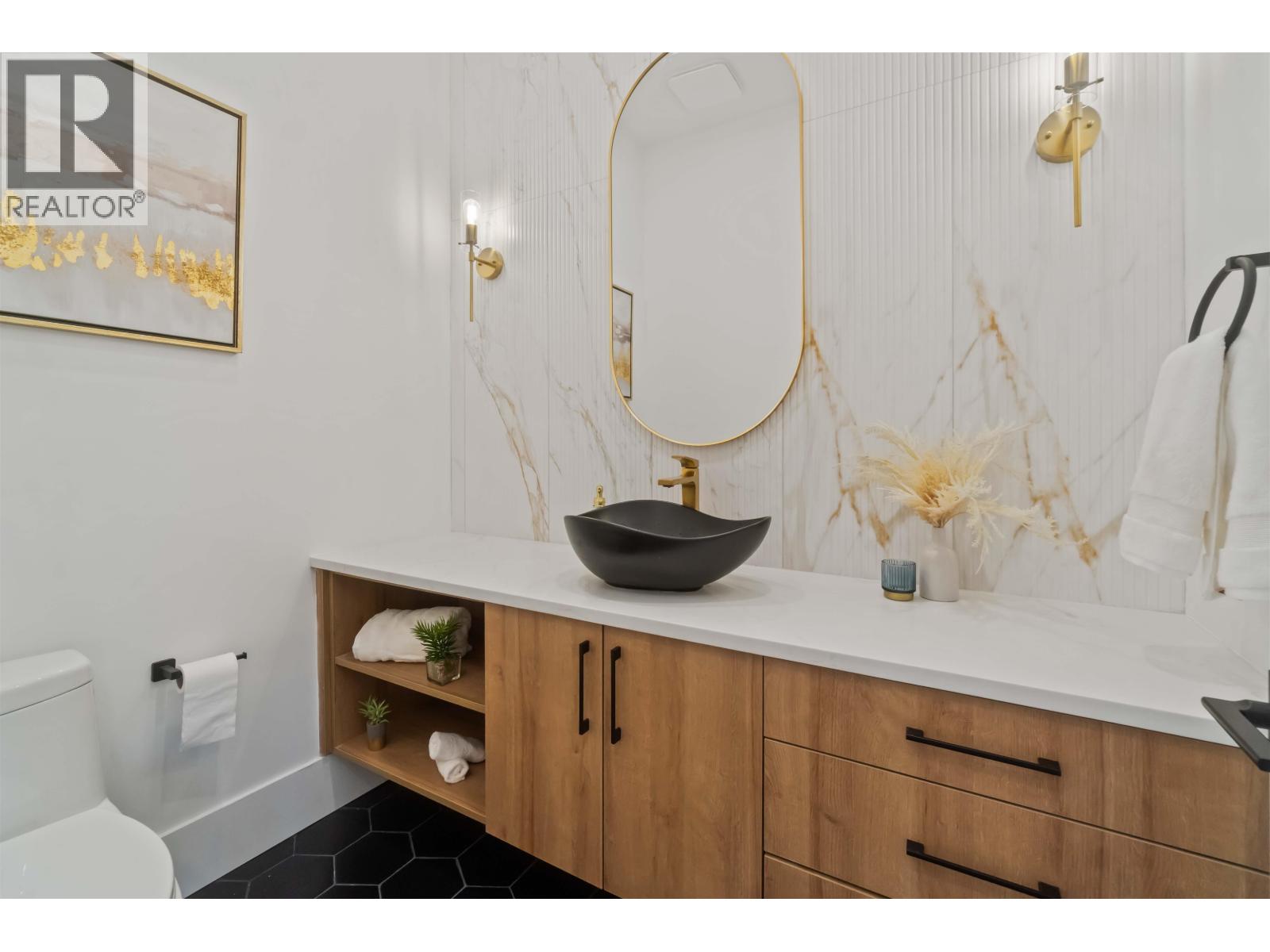 2 3271 E Georgia Street, Vancouver, British Columbia V5K 2L2 - Photo 14 - R3155089