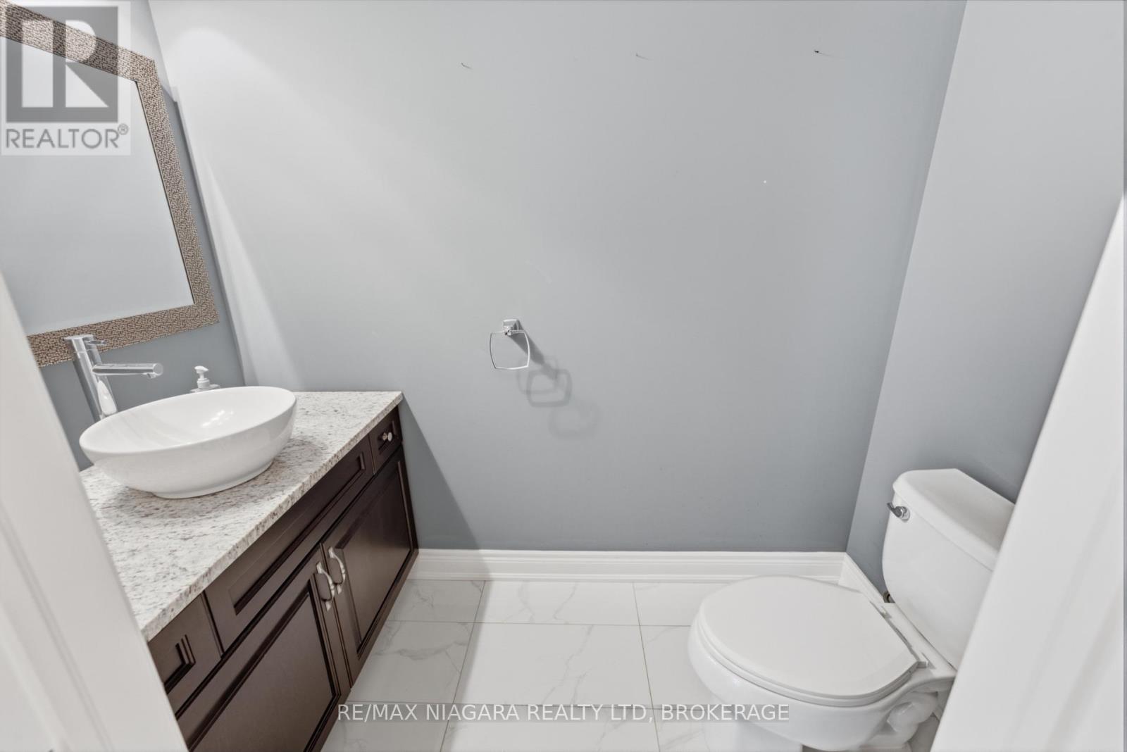 9305 Eagle Ridge Drive, Niagara Falls (Forestview), Ontario  L2H 0G4 - Photo 10 - X13676292