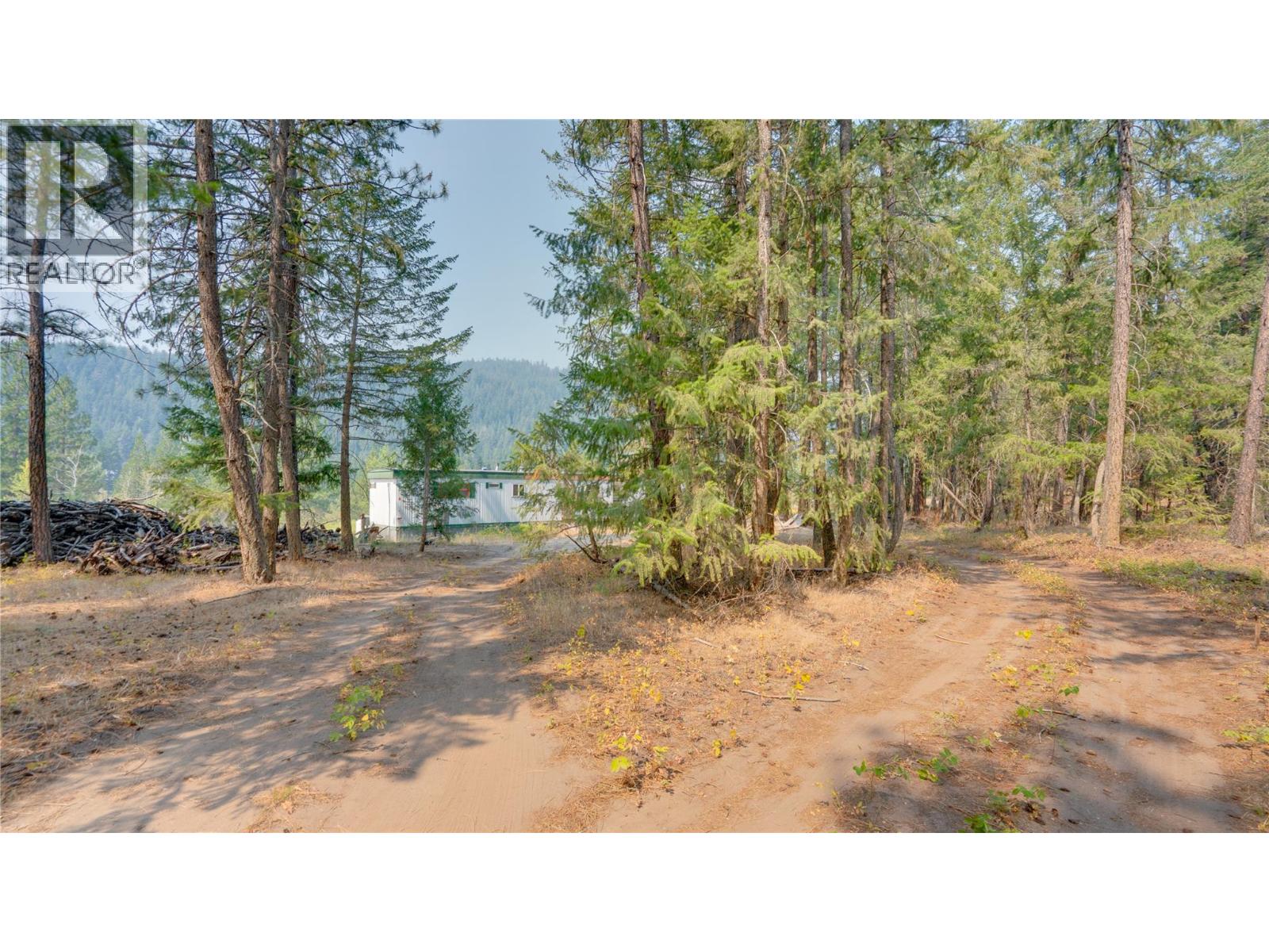 2996 Brockman Road, Salmon Arm, British Columbia  V1E 3K5 - Photo 6 - 10397533