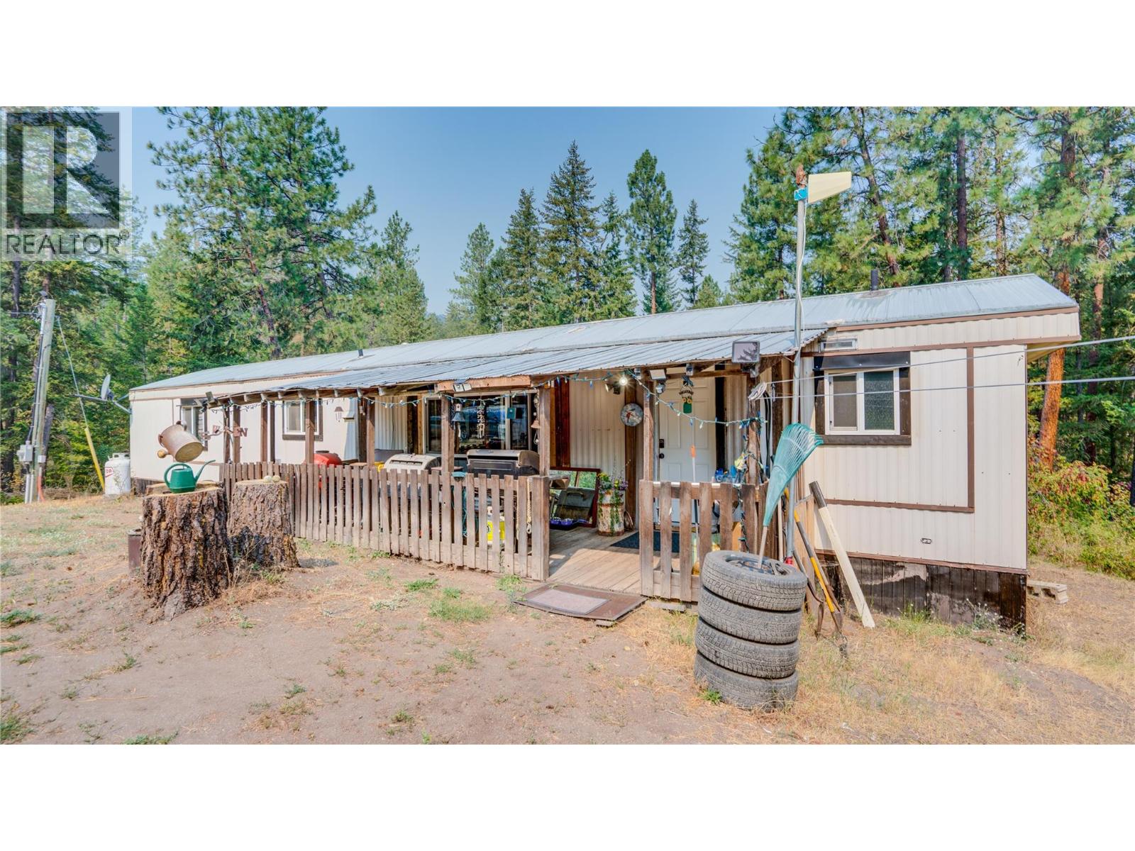 2996 Brockman Road, Salmon Arm, British Columbia  V1E 3K5 - Photo 17 - 10397533