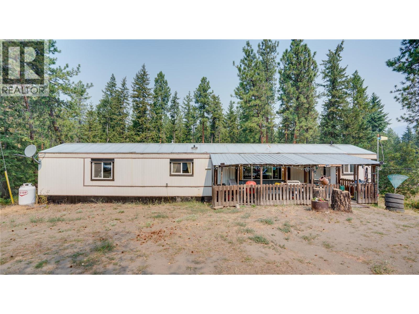 2996 Brockman Road, Salmon Arm, British Columbia  V1E 3K5 - Photo 16 - 10397533