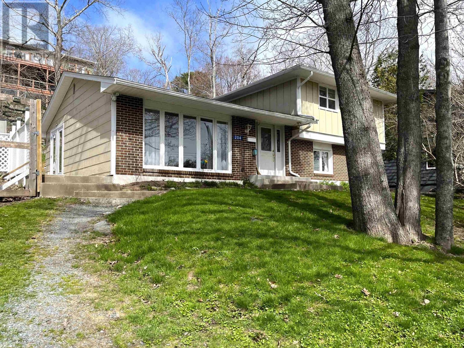 204 High Street, Bedford, Nova Scotia  B4A 1N7 - Photo 1 - 202620609