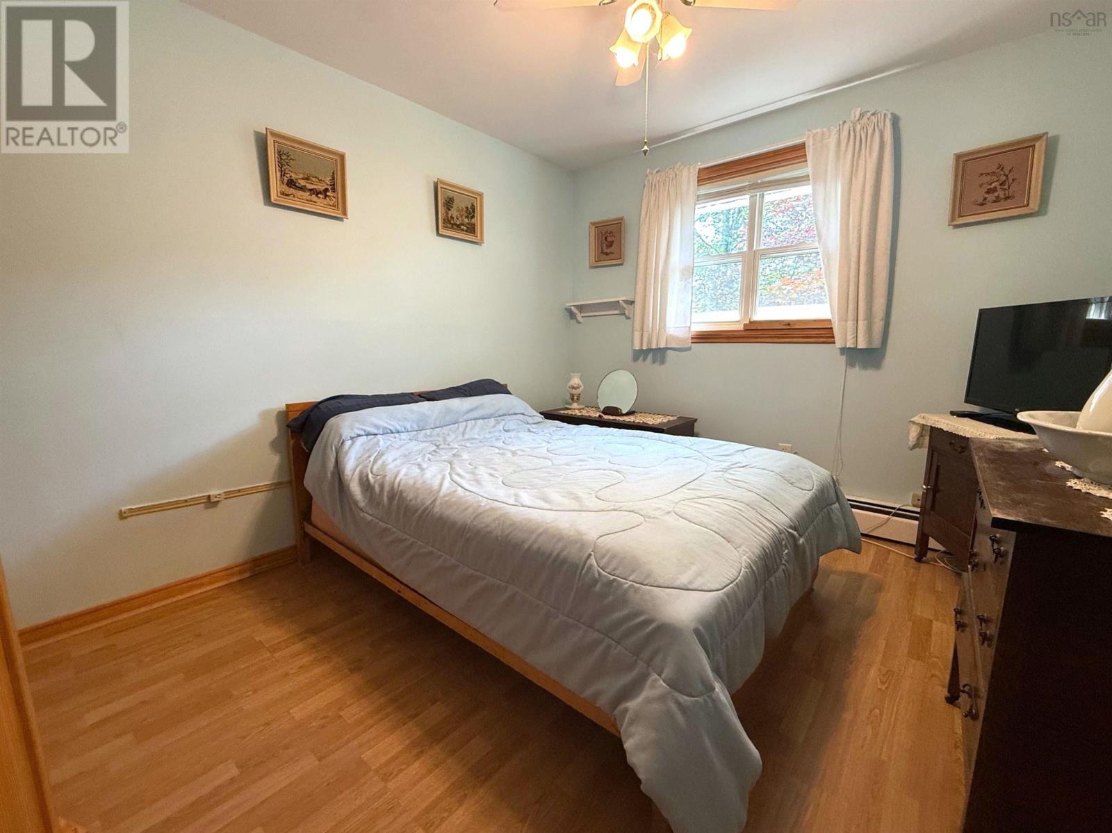 204 High Street, Bedford, Nova Scotia  B4A 1N7 - Photo 12 - 202620609