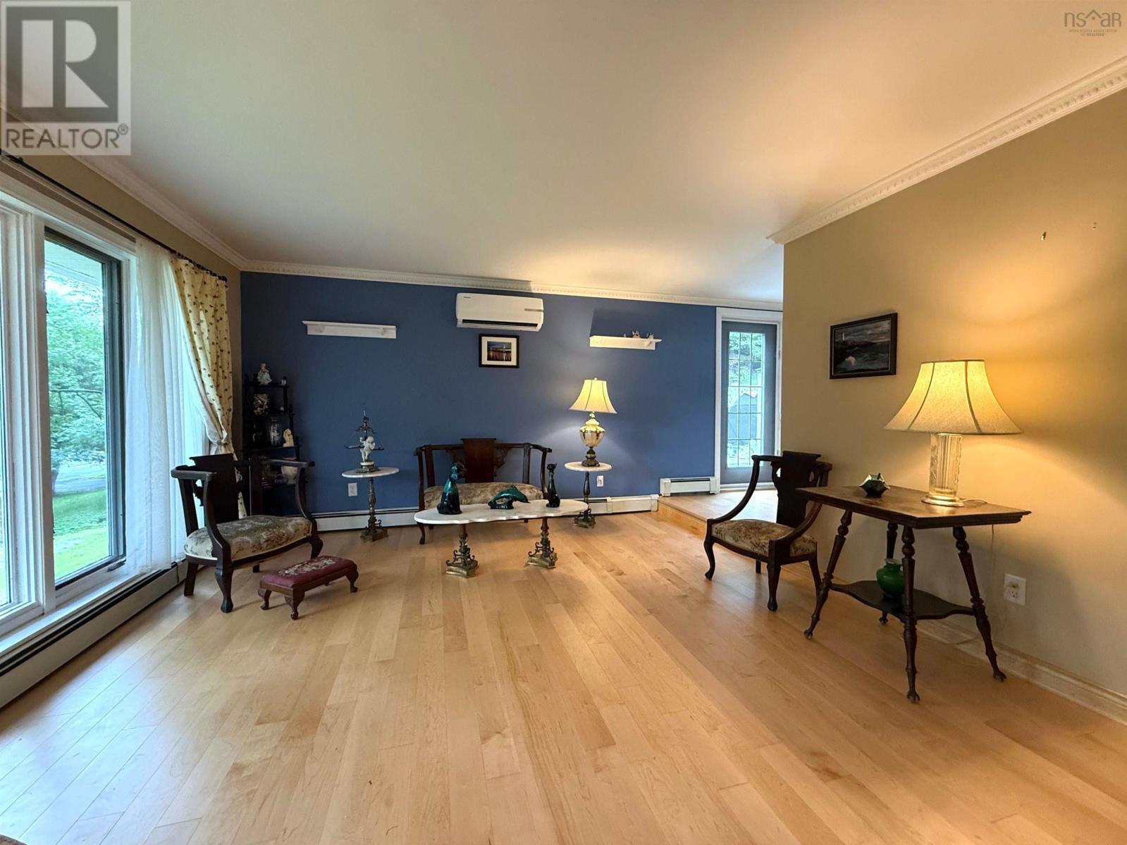 204 High Street, Bedford, Nova Scotia  B4A 1N7 - Photo 5 - 202620609