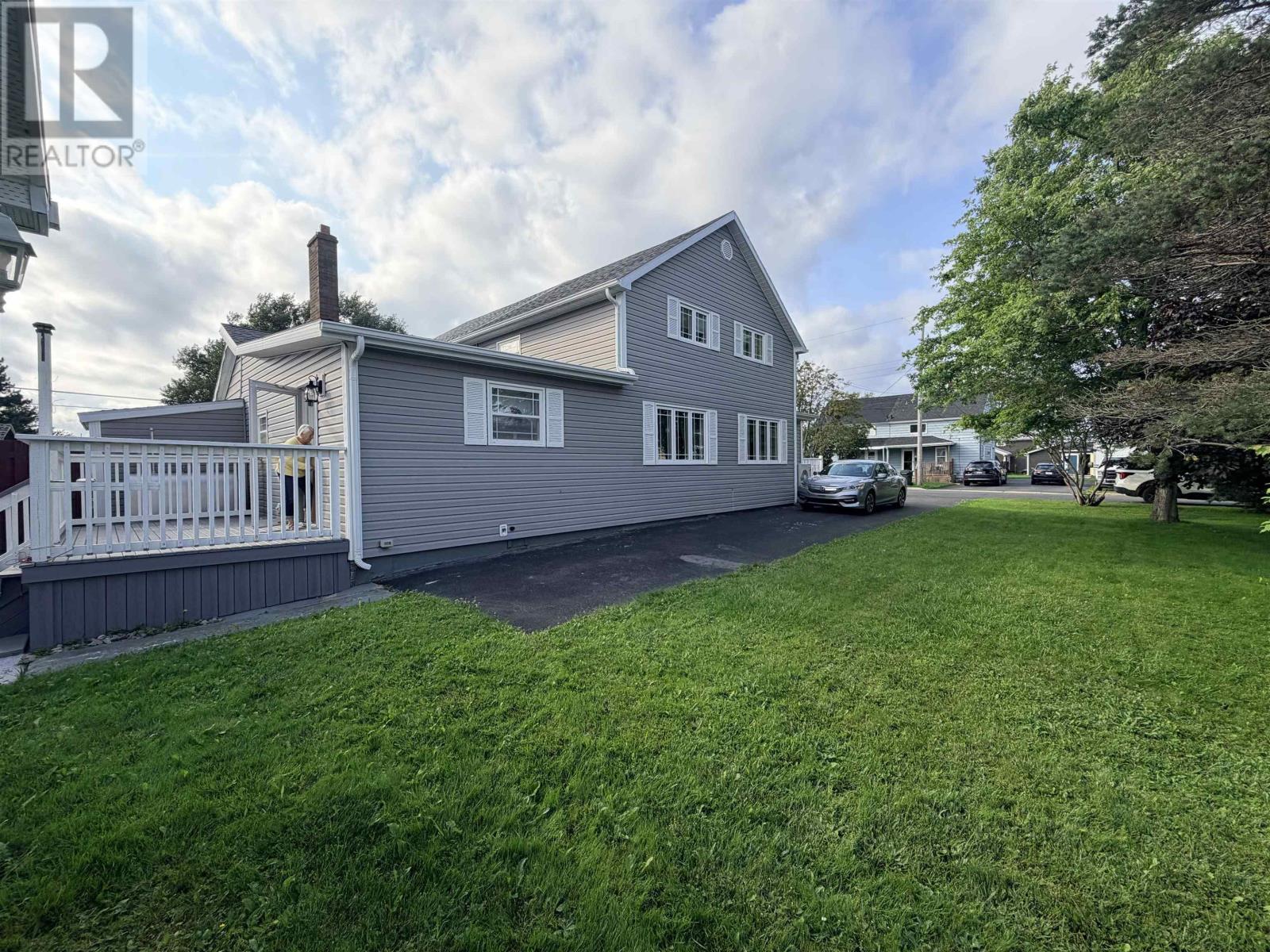 3436 Wood Avenue, New Waterford, Nova Scotia  B1H 1V3 - Photo 3 - 202620610