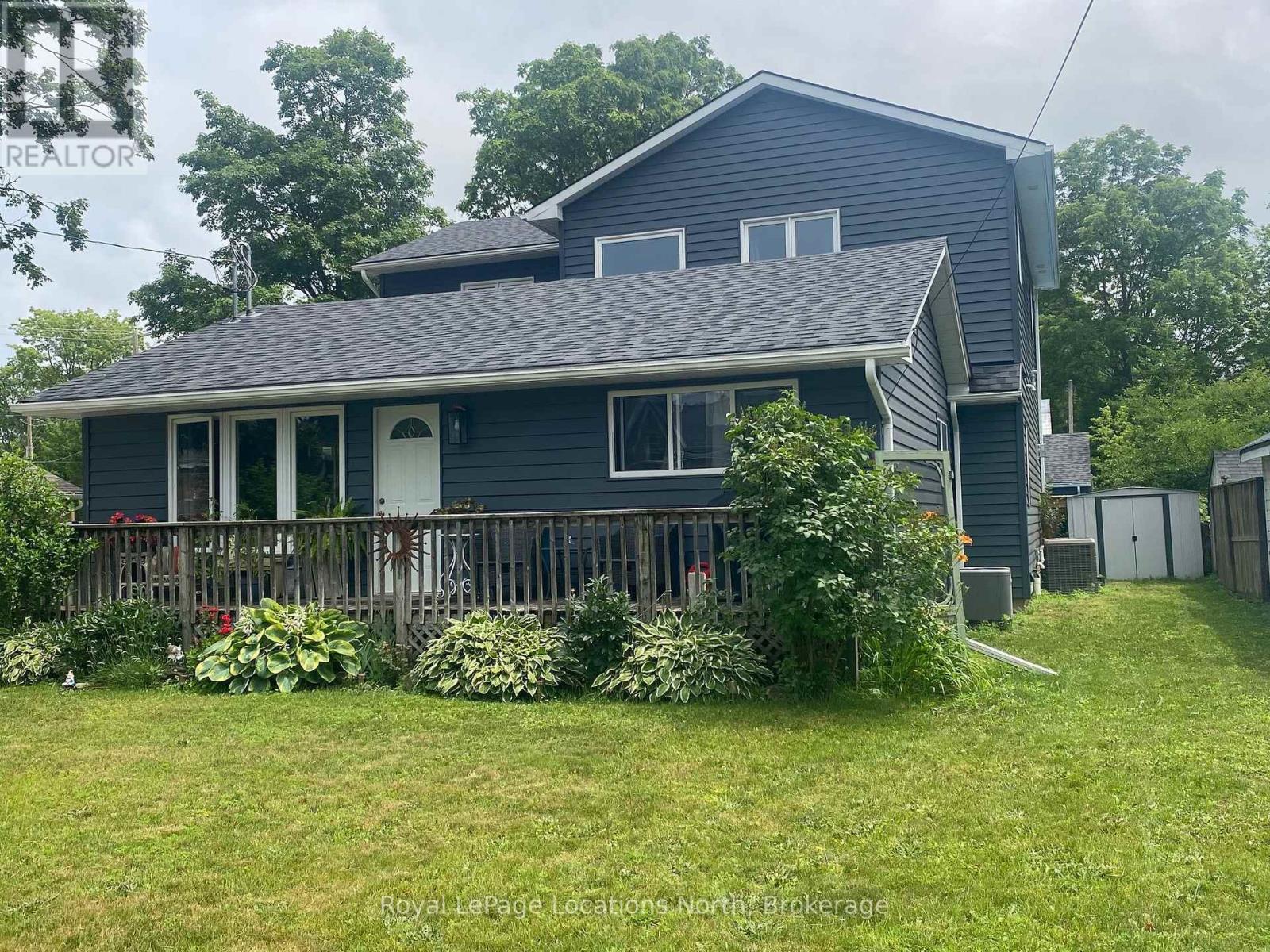 245 Jane Street, Clearview, Ontario  L0M 1S0 - Photo 2 - S13532262