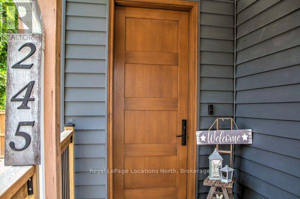 245 Jane Street, Clearview, Ontario  L0M 1S0 - Photo 4 - S13532262