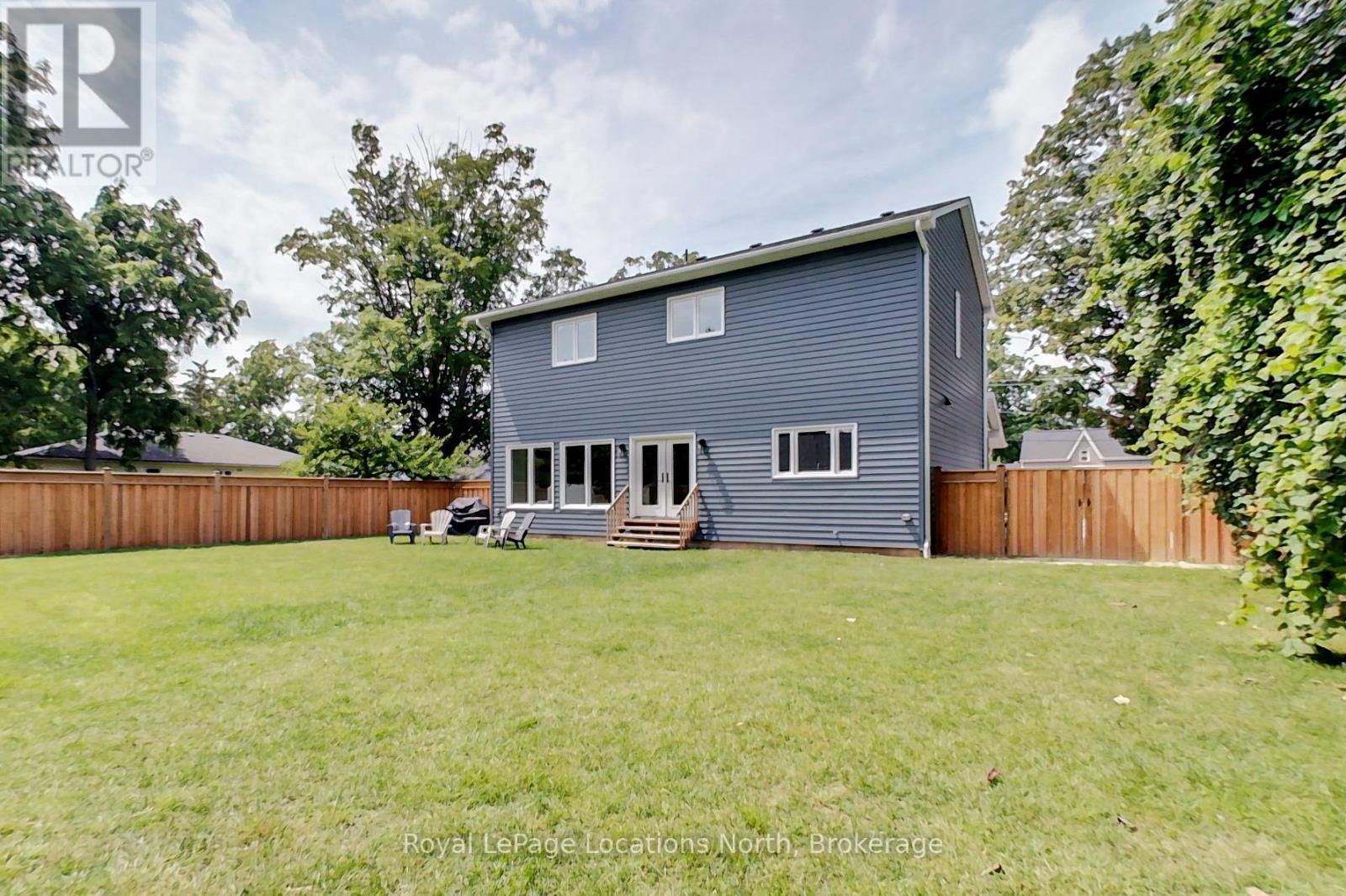 245 Jane Street, Clearview, Ontario  L0M 1S0 - Photo 6 - S13532262