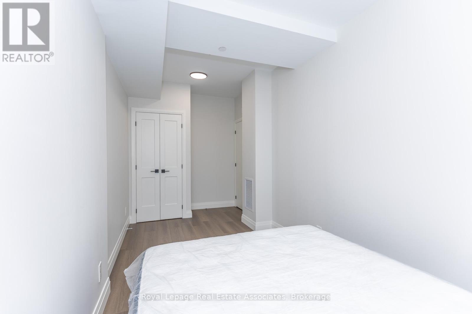 401 - 1000 Bathurst Street, Toronto, Ontario  M5R 3G7 - Photo 15 - C13081894
